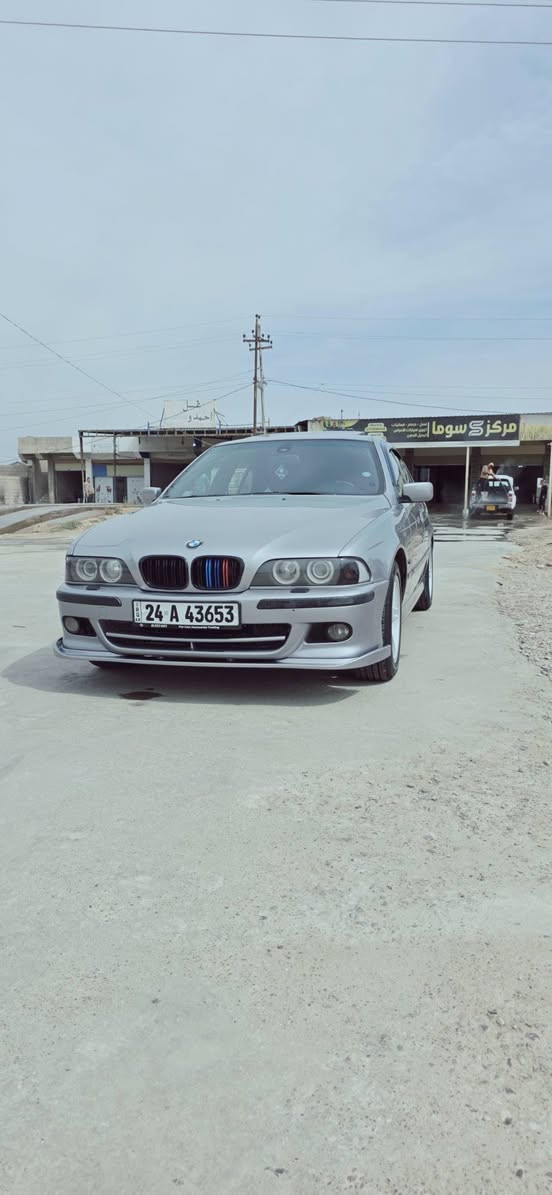 الهم صلي على محمد و ئال محمد
BMW e39 
موديل 2001
محرك 530i v6
ويل M
سقف سلايت 
تايرات لوك 
كير محرك مكفوله 
كهربائيات مكفوله 
بردة خلفية كهربائيه بلادية 
لون سلفر مميز 
استيرن F10
شاشه + كامرا
رقم جديد لحد 2031 و هزة و براد جديد 
بدون اي ضربة 
و صبغ جم قطعة بس اني ابيع صبغ حزام الباقي صبغ بلاد خالي من الضربات 
سيارة كلش حلوة و مال بيت 
مكان السيارة كركوك 
رقم المبايل ***********
