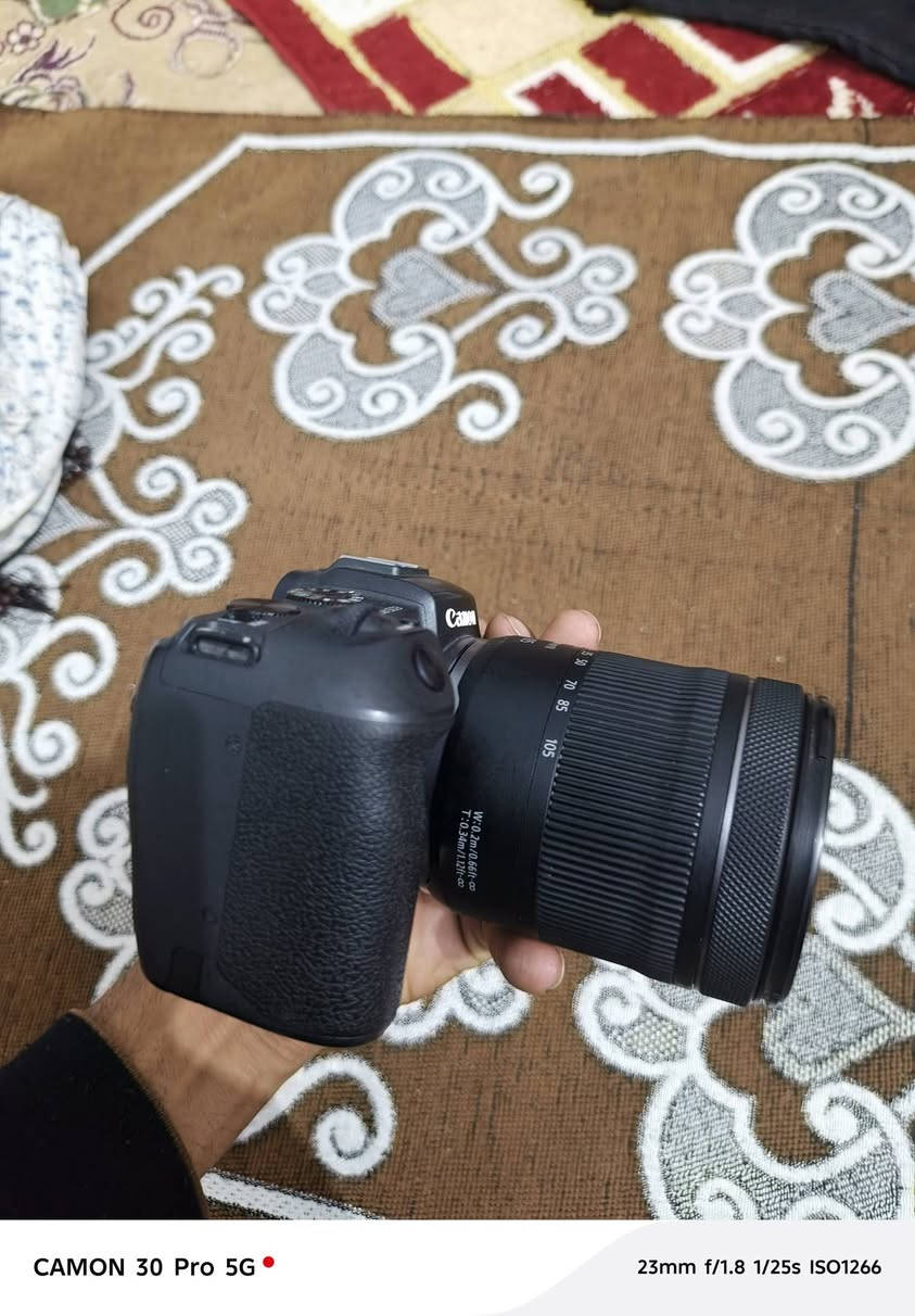 كامره كانون RP
عدسه 24-105
شاحن 
بطاريه 2
كارتونه 
شتر اقل 10 K
يوجد توصيل جميع المحافظات 
ستفسار خاص او نتصل علا رقم ***********
