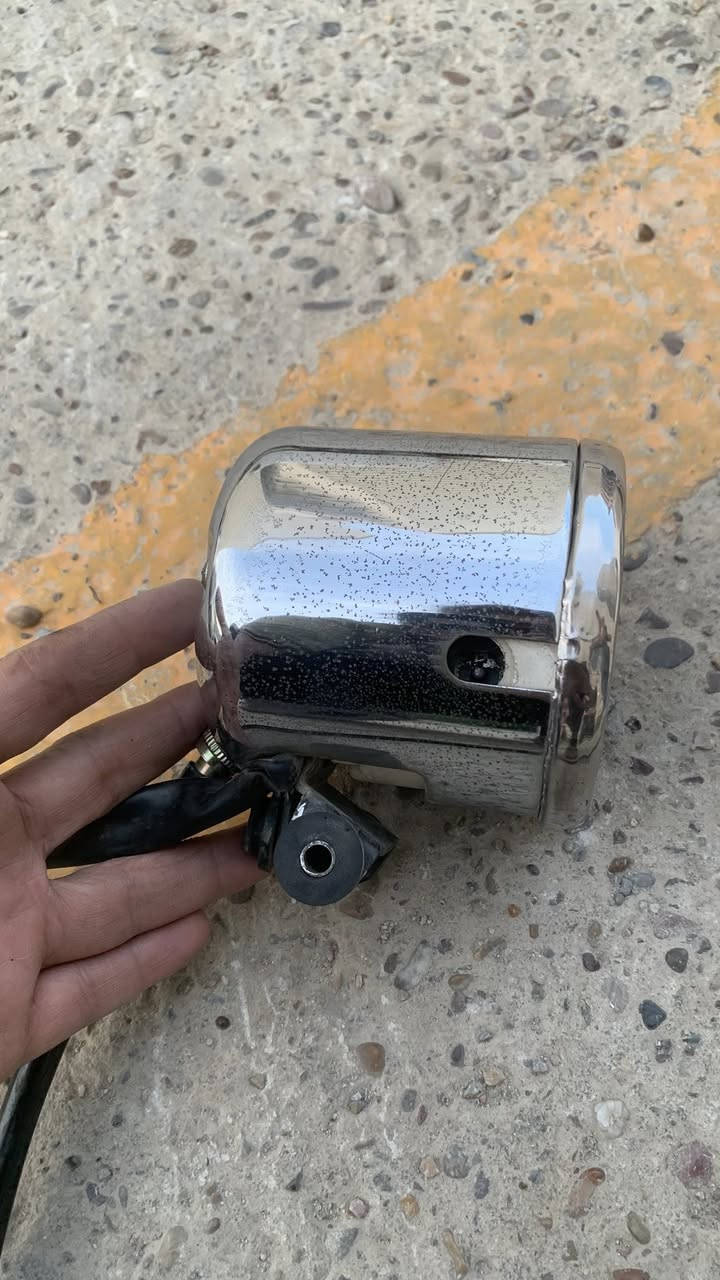 عداد بلادي  مع القاعدة للبيع
هوندا ستد  ٤٠٠ سي سي


**إذا كنت صاحب هذا الإعلان وتريد حذفه لأي سبب، رجاءا أرسل رسالة إلى الدعم الفني**