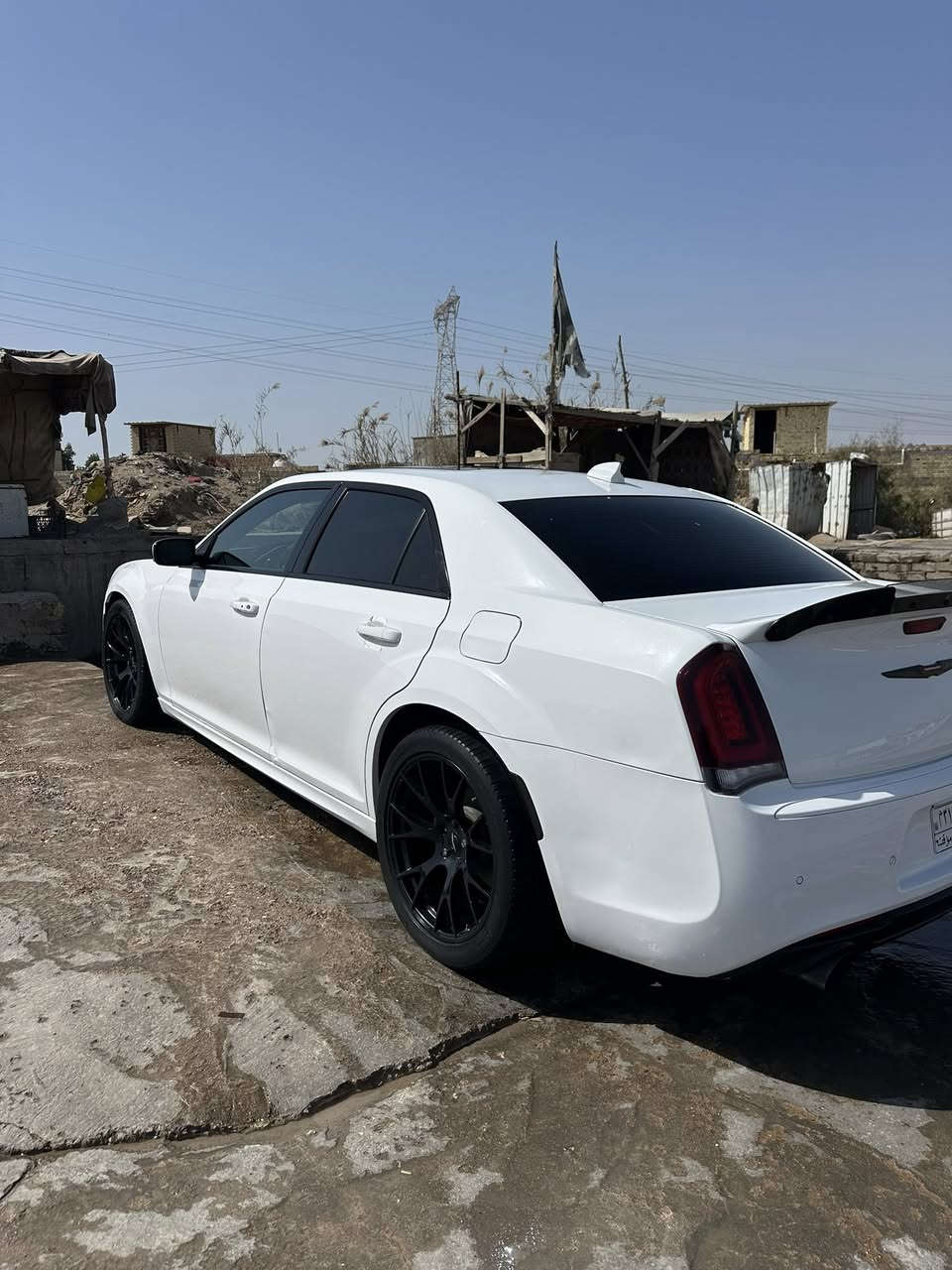 موديل2023  . (امريكي) . دخول جديد آخر صدار
العداد(12) آلاف 
‎المحرك : V8 5700L . . 
‎  منفيس بسمي 
‎السياره جاهزه من كل شي 
 حادث بنيد وجاملغ وباب أصليات وكالة نفس ألون بدون شاصي مبدل قبق لغد نفس الون 
 فول الفول 1/1 
‎المواصفات : 
‎*ردار امامي 
‎*ردار جانبي 
‎* الواجهة الأمامية SRT. 
‎*خمسة أنظمة قيادة 
‎* پانوراما . 
‎* نقطة عمياء . 
‎* ستيرن كهرباء 
‎*خزن ميموري
‎*حساسات امامية . 
‎* مصابيح امامية زنون مع LED . 
‎* ويل قياس 20 أنج . هلكات USA
‎* حساسات خلفية . * . 
‎* شاشه كبيرة .
‎* سستم صوت 
‎* مقاعد أمامية كهربائية عدد 2 . 
‎* مقاعد أمامية  تدفئة .  . تبريد
‎*مقاعد الخلفية تدفئة 
‎* تشغيل عن بعد .  
‎* محدد سرعة . 
‎* تلفون بلوتوث . 
‎* كاميرا خلفية .
‎* مرايا متحسسة للاضاءة العالية .
‎*مرايا قلاب 
‎*اشاير بالمري 
‎* كير شفتر بالستيرن . 
‎* دخول ذكي (بصمة) . 
‎*جناح خلفي أمريكي 
‎*نظام مصابيح رماش 
‎*أربع بصمات وياها 
‎*نظام قطع نار 
‎*ويل هلكات اصلي أمريكي 

                                             
                                            وفيها شغلات تزويد أمريكي هواي 
السعر 225 وبيها مجال 
للاستفسار اكثر 
‎مكاني البصرة 
‎الهاتف
***********
