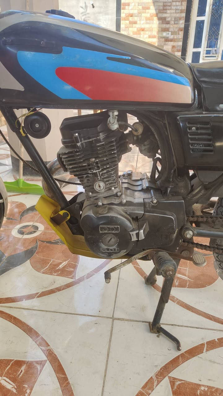 دراجه ايراني ادوات نظيفه محرك مامفتوح شلعه فول سعر 450وبيهه مجال رقمي ***********
مكاني المدينه الهوير
