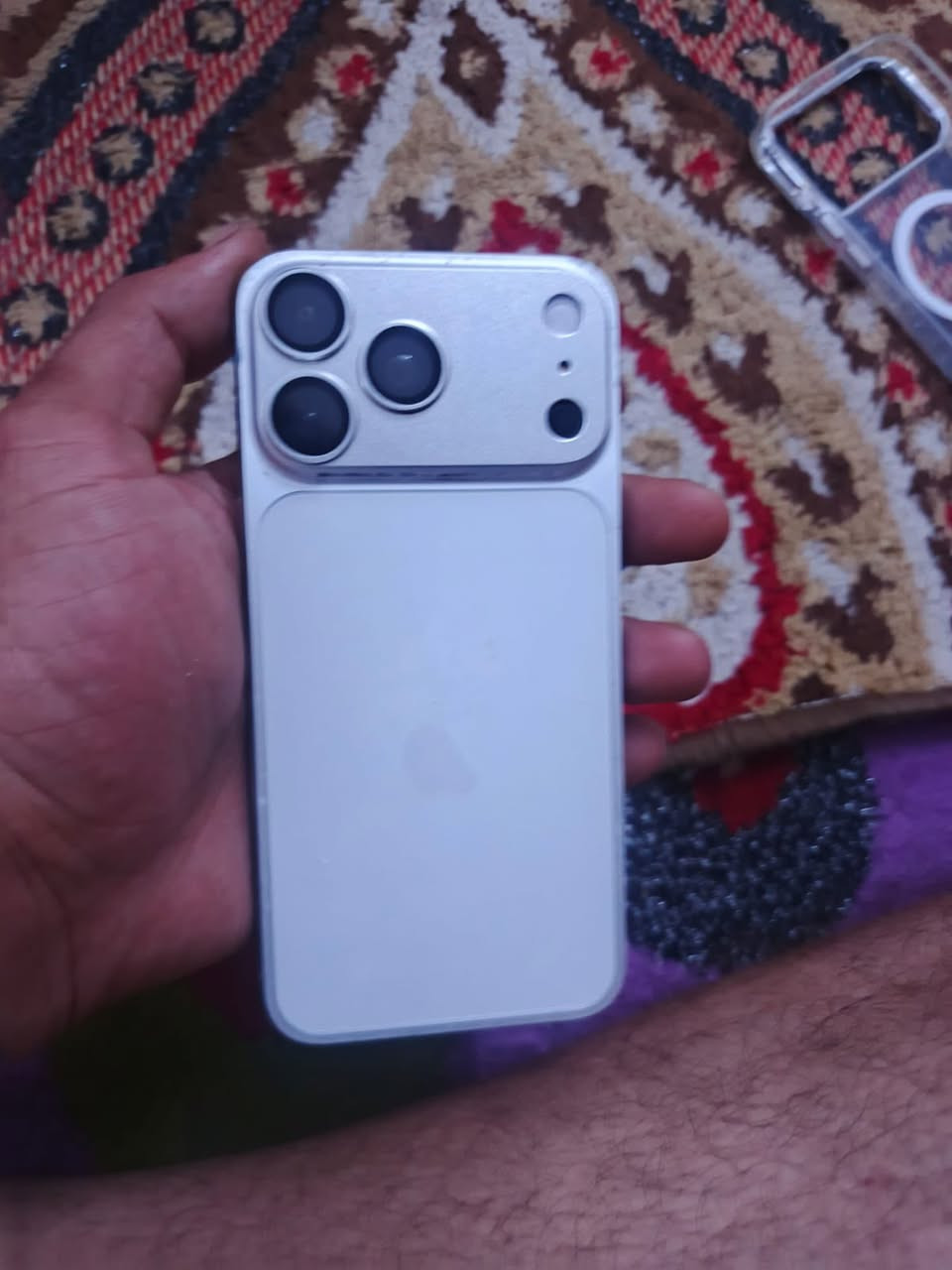 سلام عليكم آيفون 15 برو ماكس 
اكرر مو عبالك 17 مجرد لزك تحوير للجماليه 
جهاز مفصل كدامك لا تكلي شبيه ذاكره 256 جهاز ماستر للبيع 850 ماعجبك سعر اعبره تكسر بيه أحضرك بكاني حيور أم كبر وغزلان


**إذا كنت صاحب هذا الإعلان وتريد حذفه لأي سبب، رجاءا أرسل رسالة إلى الدعم الفني**