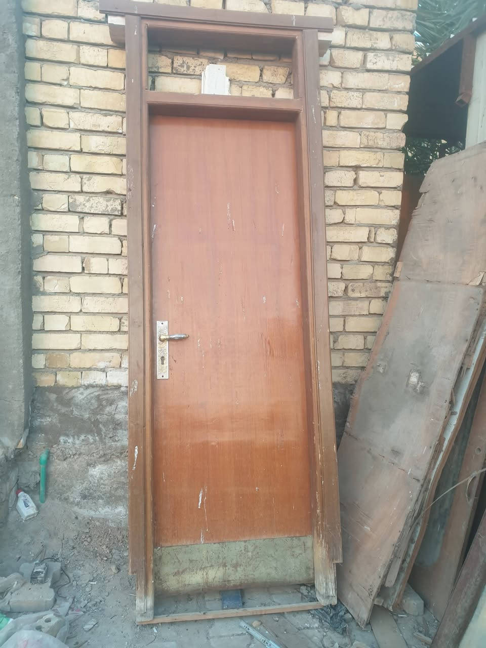 سلام عليكم ادمن وافق 😍
قفص للبيع 30 قفل 
باب صاج  السعر 75 قفل 
ميز طعام كزاز 25 قفل
واتس اب ***********
المكان قرب مدرسه القبس الابتدائيه
