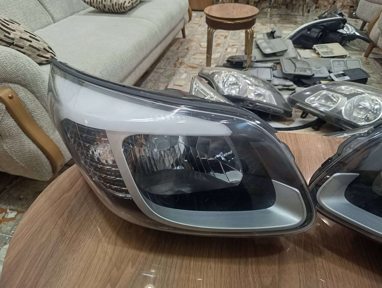 السلام عليكم مازدات كيا راي السعر الزوج 60 الف الجديد مال تفصيخ بغداد الرصافه اكو  توصيل للمحافظات الاتصال ***********
