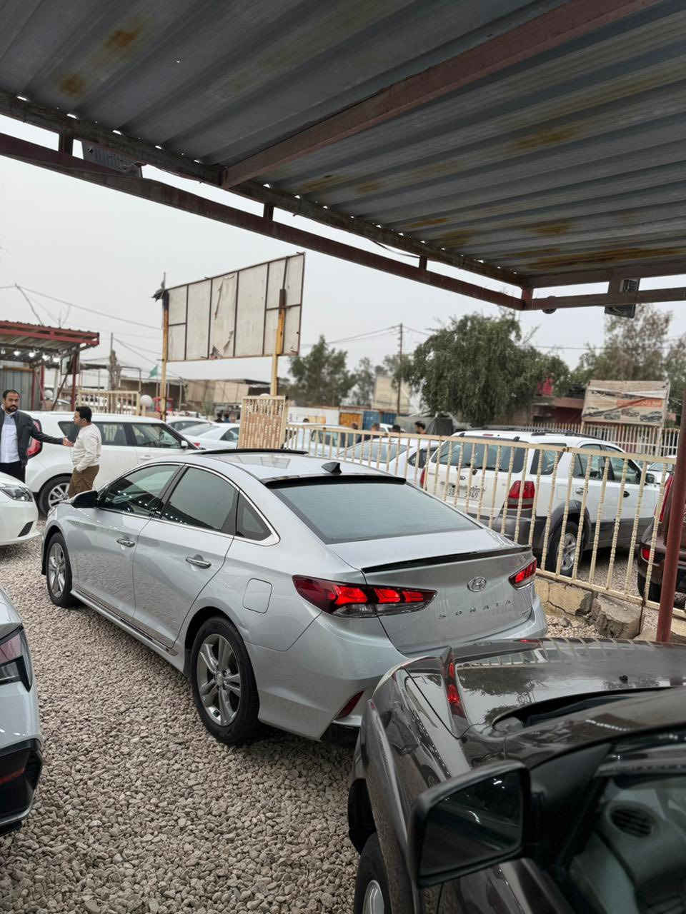 ياالله
سلام عليكم 
سوناتا للبيع
2018
رقم بغداد بسمي
كفاله عامه من كلشي
لا صبغ لا فتح 
محرك كير كفاله حته من الفتح
فول مواصفات 
ماشي 100 الف فقط
فتحه 
بصمه 
شاشه 
رادار
داخل جلد
كشن تدفئه 
بعد هواي مواصفات 
مكان كربلاء 
السعر 153
***********
ملاحظه لسياره وضع شركه شرط كلين كلين
