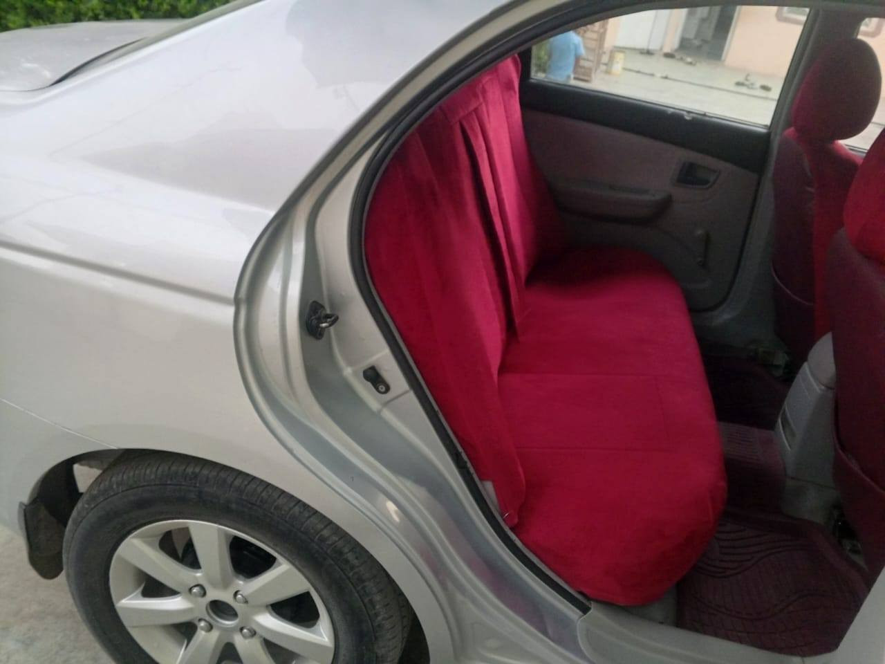 السلام عليكم كيا اسبكتر 2007 وارد امربكي لبيع مكينه وكير وحداديه خير من الله لادور وراهن مكينه 2000 بسمي سنويه ل30 السياره قطعتين جامرلخ وباب الجامرلخ بارد والباب تبديل معروضه ب 80وبيه مجال قليل لاشراي يرحم والديكم الماتعجبه يعبر المنشور لايكسر بحلال العالم رقمي *********** وبي واتساب مكان السياره الخالص التحويله
