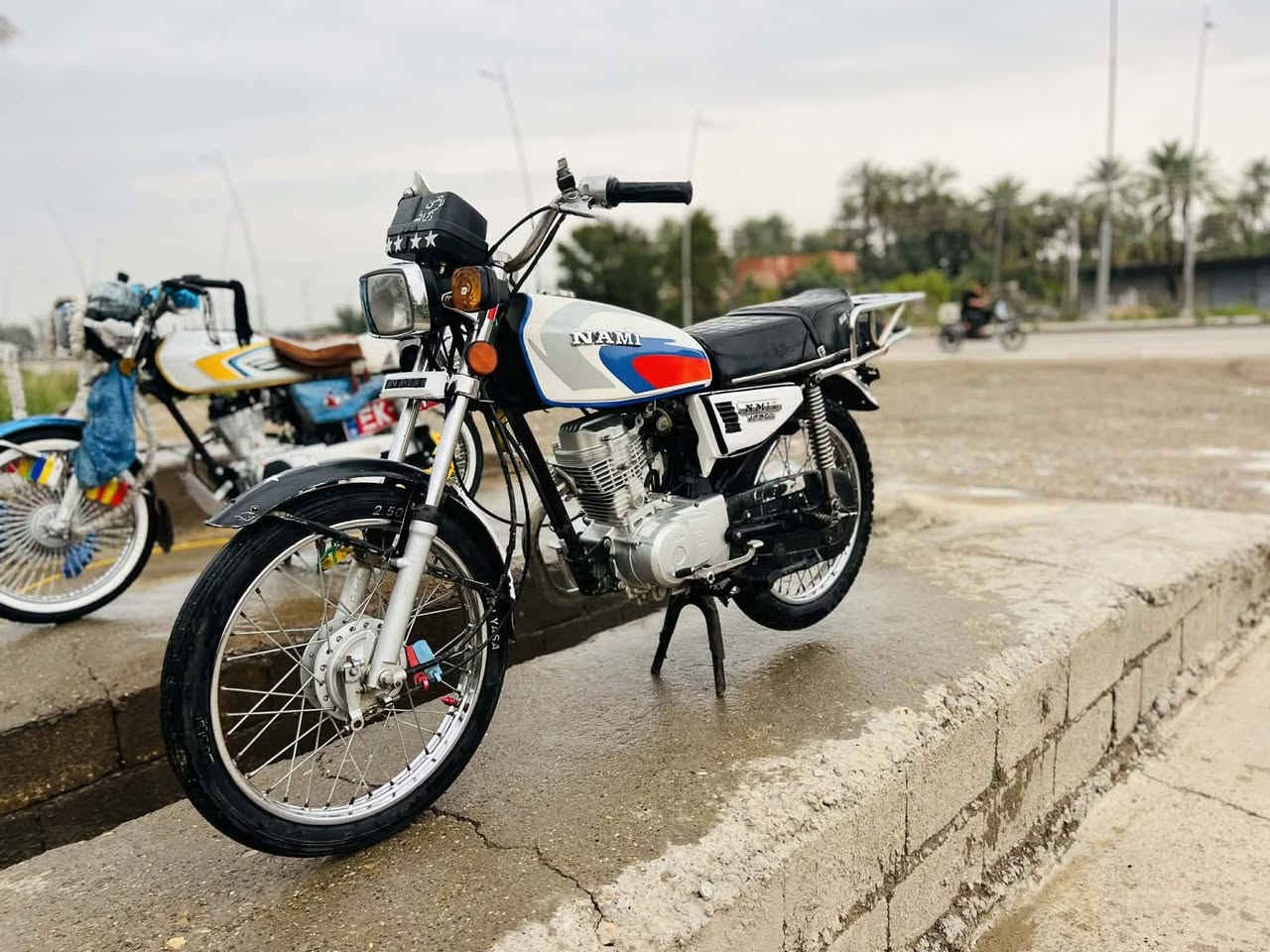 نامه شلامجه 23للبيع او مراوس 25تايكراصلي فقط اوراق كامله محرك كفاله عامه مكان ديالى بعقوبه ***********
