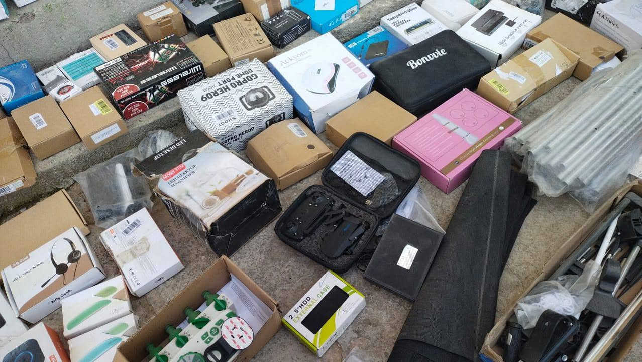 بهذا الشكل بسعر ٤٠٠ ألف مع توصيل يصيرن ٦ كراتين وبيهن كارتون اثنين ملابس ونواعم بسعر ٤٠٠ ألف مع توصيل


**إذا كنت صاحب هذا الإعلان وتريد حذفه لأي سبب، رجاءا أرسل رسالة إلى الدعم الفني**
