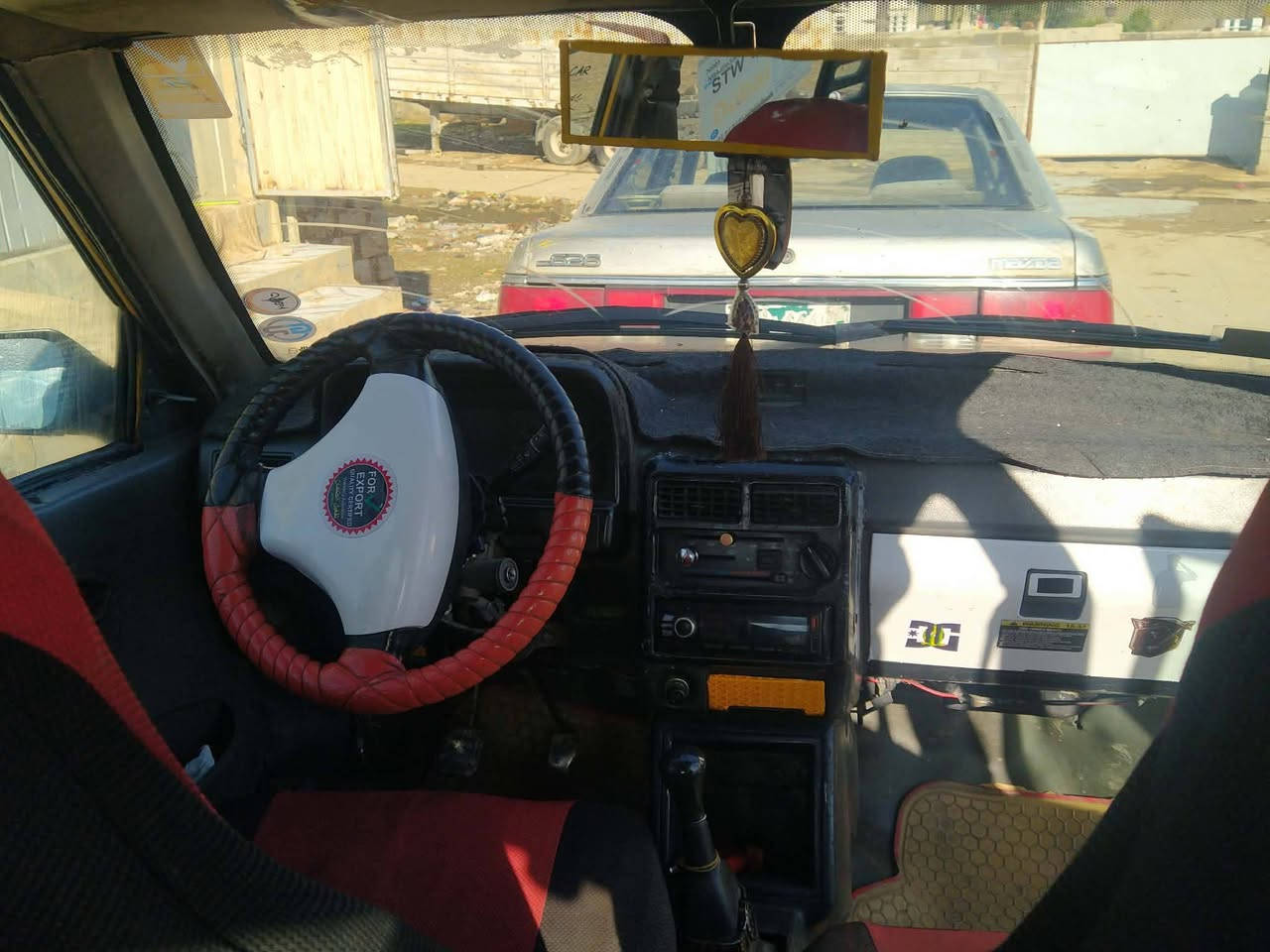 السلام عليكم
سياره كيا برايد 🙋 
موديل1995👋
 شرط التحويل 🚦 
كاربون بانزين ⛽ 
 محرك وكير شرط 👋 
الاتصال على الرقم ***********
