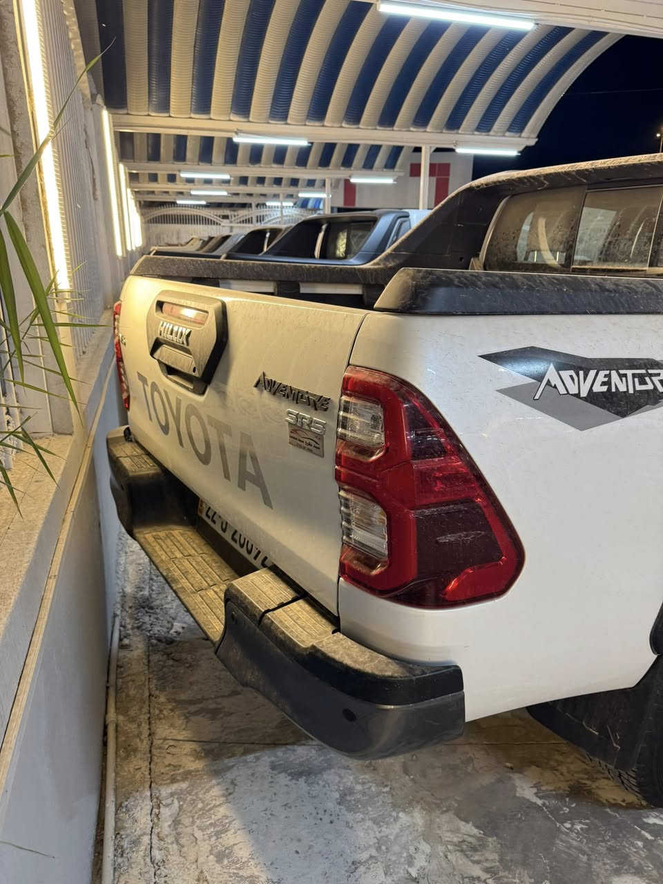 سلام عليكم هايلوكس ادفنجر 2025 ماشيه ١٩ الف كويتي فول مواصفات رقم اربيل كفاله عامه سيد نهرو السعر 445وبيه مجال بيع او مراوس مكان بابل مشروع المسيب *********** محيميد المعموري
