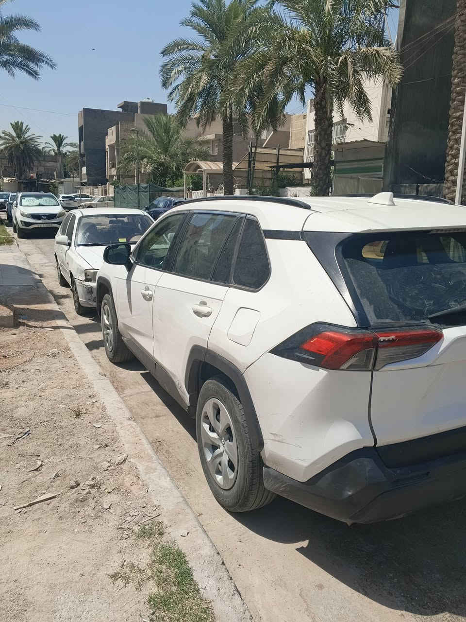 سلام عليكم
راف فور ٢٠٢٠ le وارد امريكي بيها ملاحظات بسيطة السعر ١٧٥ 
***********
