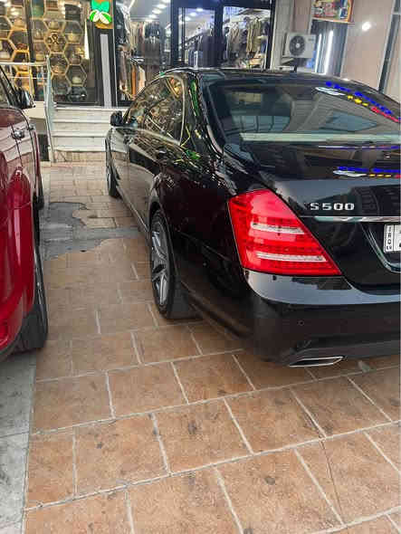 2012 Mercedes-Benz 2012 · Wagon · المسافة المقطوعة: 100000 كم

مارسدس s500 خليجي موديل 2012
فول فول مواصفات 5 بردات
سيارة جديدة جدا

السعر31$ وبيه مجال 

التفاصيل والمواصفات 
بردات كهراباء 
- 5 كشنات تدفئه 
-كشنات مساج
- ايرباك عدد 18 تكم وكشنات 
- لون بيجي مع سقف سلايت 
- سيدي جنجر 6 أقراص مع نظام تشغيل Dvd +mp3 +awx+ اوديو +مع كارت ريدر + بلوتوث
- تبريد أمامي خلفي والتكم الخلفيه
-ناظور ليلي 
- 4 بيبان شفط مع صندوق كهرباء 
- رقم اربيل الجديد باسمي
- 3 شاشات + ميز طعام
- ستيرن كهرباء
- 4 كوشنات كهرباء مع خزن حسب الوضع Vip
- جكات كهرباء حسب رغبه السائق تصعد وتنزل 
- حساسات أمامي وخلفي 
- مرآة الجوانب عاكسه للضوء 
-مع غلق المرآة الجانبية عند الأغلاق اوتو 
- نظام الهولد عند التوقف 
-لايت زنون عالي ناصي شركة أصلي
- 
- ثلاث أنظمة للقيادة S/C/M
-البيبان الخلفية لارج الحجم الكبير رئاسي
- أحزمة الأمان يأخذ وضع قياس الجسم كهربائي 
طبعاً اكو بعد مواصفات بل نسبه للجناية يعرفوهة
ماشيه 100 كم حقيقي 
السيارة مابيه اي نقص 

ملاحظه / السياره بيه صبغ  شبر يم قبق البانزين 

مكان السياره بغداد السيديه
رقم *********** بغداد
