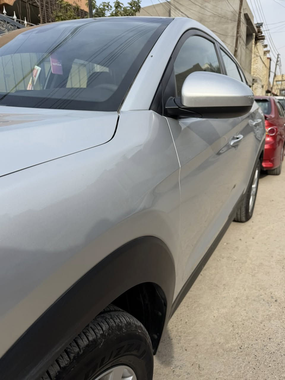 توسان امريكي  موديل 19. 

سياره بدون حادث فقط كلير. امريكا 
رقم بغداد انكليزي. جديد 
سياره حيل نضيفه واحله من لصور
 

سعر. 155 وبيهه مجال 

الشراي يتصل. 
***********
