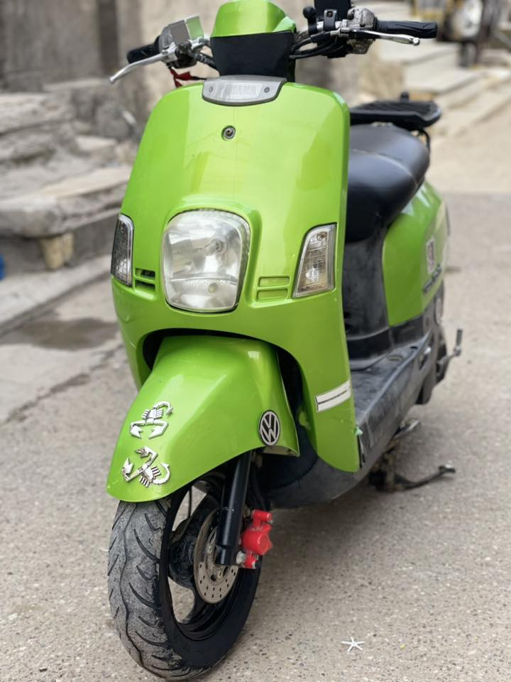 سلام عليكم / بوليسي للبيع بوشه بلاد ٤٩
دراجه ختم واحد وكامله من كل نقص سلف هندر كهرىيات 
عداد سرعه بانزين كله شغال اشاير هورن مابيها كل نقص 

سعر ٦٥٠ شراي يتصل. ع رقم ً '/***********
