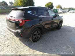 كيا سيلتوز موديل 2024  وارد امريكي نص فول بصمة فوريل  باسمي تحويل ثاني يوم كفالة من شاصي ولغد ومحرك وكّير السيارة ما مبدل بيها ولا قطعة تعديل جاملغ وشبرين من البنيد مكاني بغداد-الشعب السعر 180 وبيها مجال للطيبين ***********
