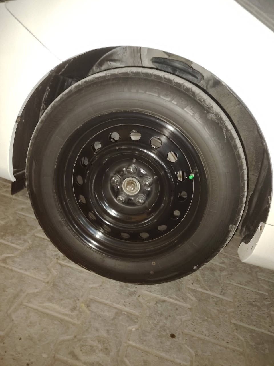 السلام عليكم شباب عندي هذا الويل وتاير حجم 16 نظافه 100%100 تاير دلوب رايد مراوس بتحويره 14 كون ويل سلبرتي وتاير نكسن عالي


**إذا كنت صاحب هذا الإعلان وتريد حذفه لأي سبب، رجاءا أرسل رسالة إلى الدعم الفني**