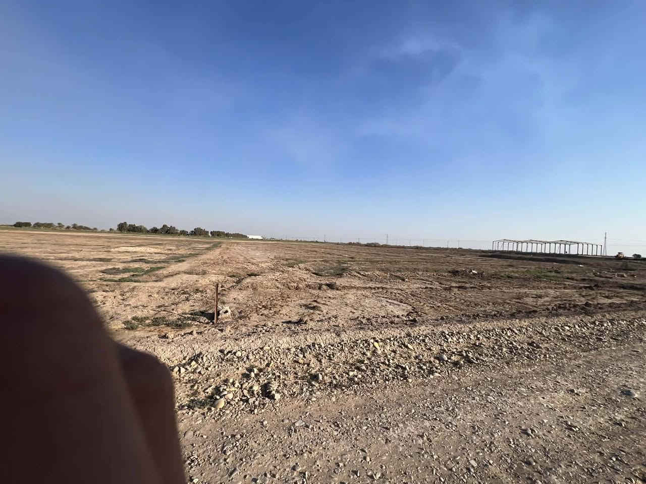 دونم طابو زراعي سند ٢٥ مقابل محطة ثعبان يبعد عن الشارع العام ٦٠م وجه ع شارع سبيس ١٢م ابعادة ٢٥×١٠٠
تحويل مباشر للاستفار ***********
*********** او مراجعة مكتب أمتار للعقار
