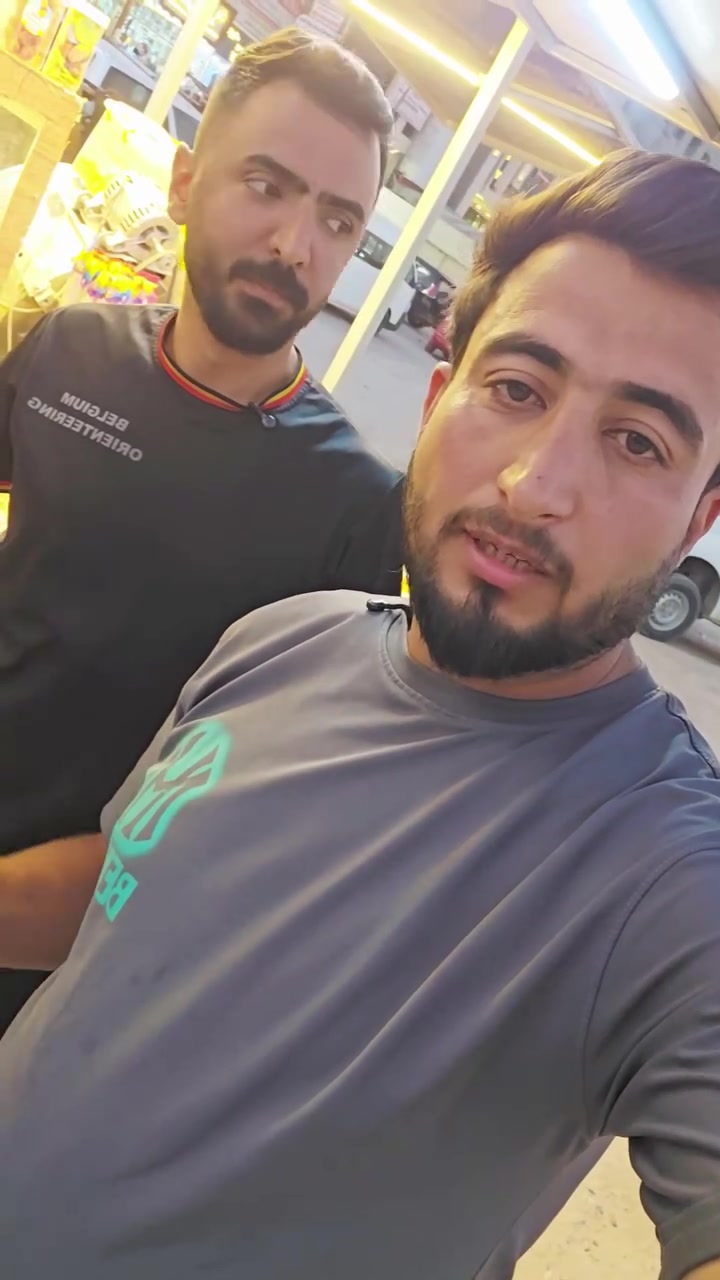 إخواني أهل الخير، دعمكم للشاب أنس ابن أبو غريب، صاحب عائلة ويسعى للاعتماد على نفسه وكسب رزقه بالحلال. قام بافتتاح بسطية لبيع الجبس والكرزات، ويحتاج إلى وقفتكم وتشجيعكم من خلال الشراء منه أو الدلالة عليه.
📍 العنوان: أبو غريب – شارع الزيتون
لا تقصرون وياه، فدعمكم البسيط يساهم في إعانة عائلة كاملة، وجزاكم الله خير الجزاء. 🌹🙏


**إذا كنت صاحب هذا الإعلان وتريد حذفه لأي سبب، رجاءا أرسل رسالة إلى الدعم الفني**