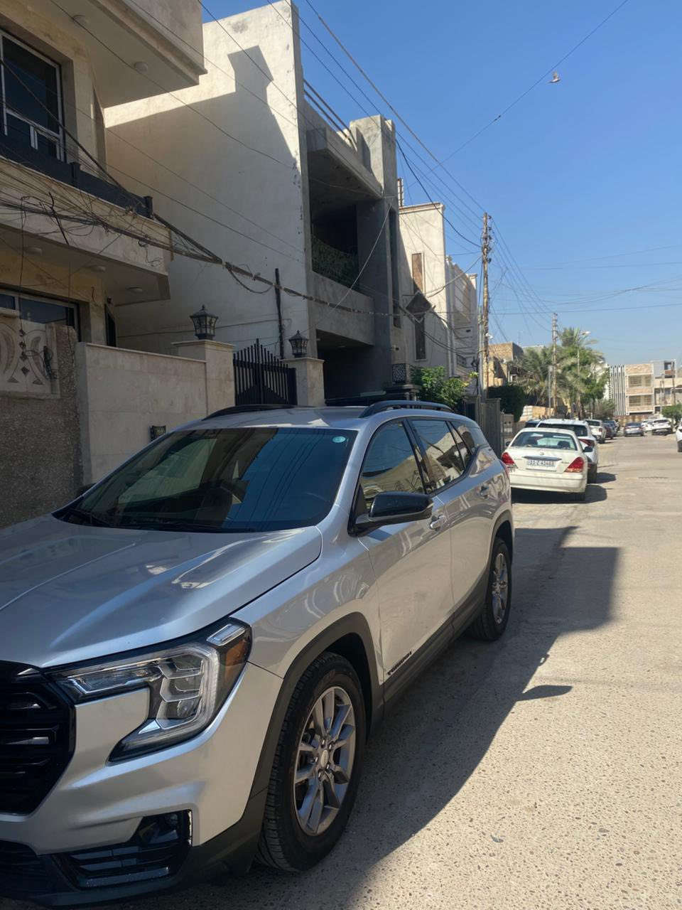 🚘 جي ام سي تيراين 2022
🔺 المواصفات
 ◾️اس ايل تي SLT
◾ اللون سلفر
◾ محرك 1500 تيربو
◾ رقم اربيل الجديد
🔺 ممشى السيارة 54كم
⚙️ حجم المحرك 1500 Turbo
🛠️ الأضرار
◾ صبغ بنيد فقط
◾ حادثها دعامية و بنيد
📍 مكان السيارة بغداد – الدورة
السعر 180وبيها مجال
📲 رقم صاحب السيارة
*********** واتساب
