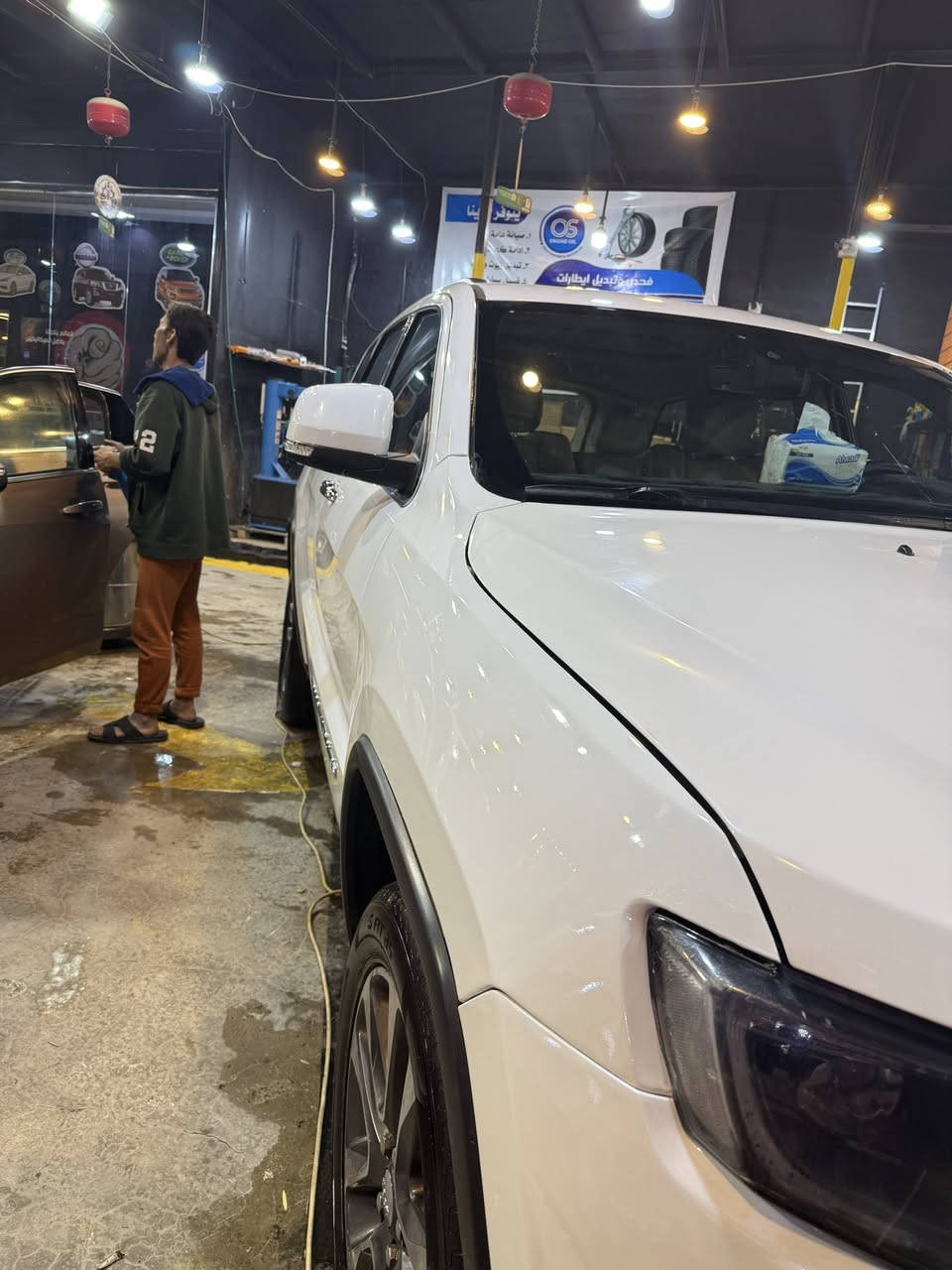 جيب 2018 خليجي
صبغ بنيد وجاملغلات ثنين 
ماشيه 126 مواصفات لمتد 
شاشات 3 فول مواصفات ما عده الجكات 
سعر 230 
***********
