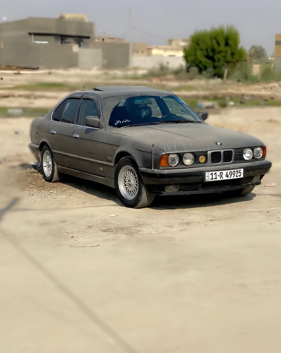 السلام عليكم بي ام 525 مسكر عدله ما نقص الشيء السياره كامله والحمد لله سعرها 60 وبيهاجض هذا رقمي *********** مكاني بابل سياره باسمي
