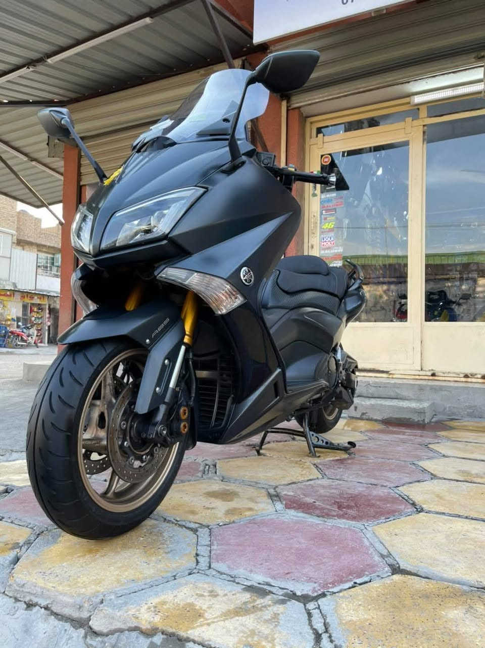 السلام عليكم
تي ماكس 2016 
جديده لوك ماشيه 7000 الف 
بصمه دبلات ذهبي علايم ذهبي وياله ذهبي 
العنوان بغداد الدوره السعر اتصل ع الرقم 

 رقم الهاتف . ***********
