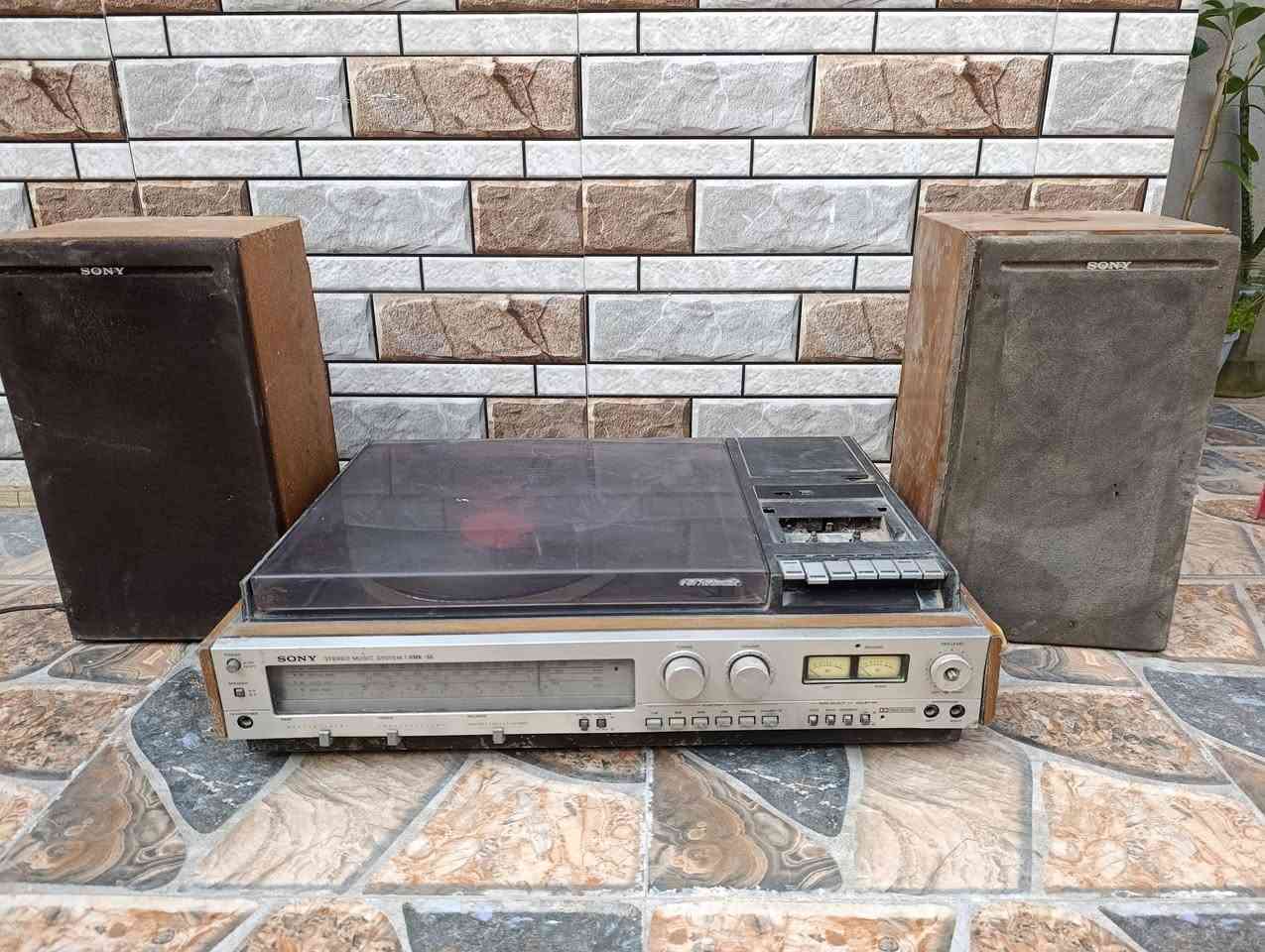 السلام عليكم متاح راديو مسجل كرام نوع سوني الجهاز متروك ابيع فحم السعر 30الف مكاني  موصل يوجد توصيل


**إذا كنت صاحب هذا الإعلان وتريد حذفه لأي سبب، رجاءا أرسل رسالة إلى الدعم الفني**