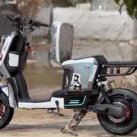 دراجة شحن R8 • بطاريات نظيفة • نجف