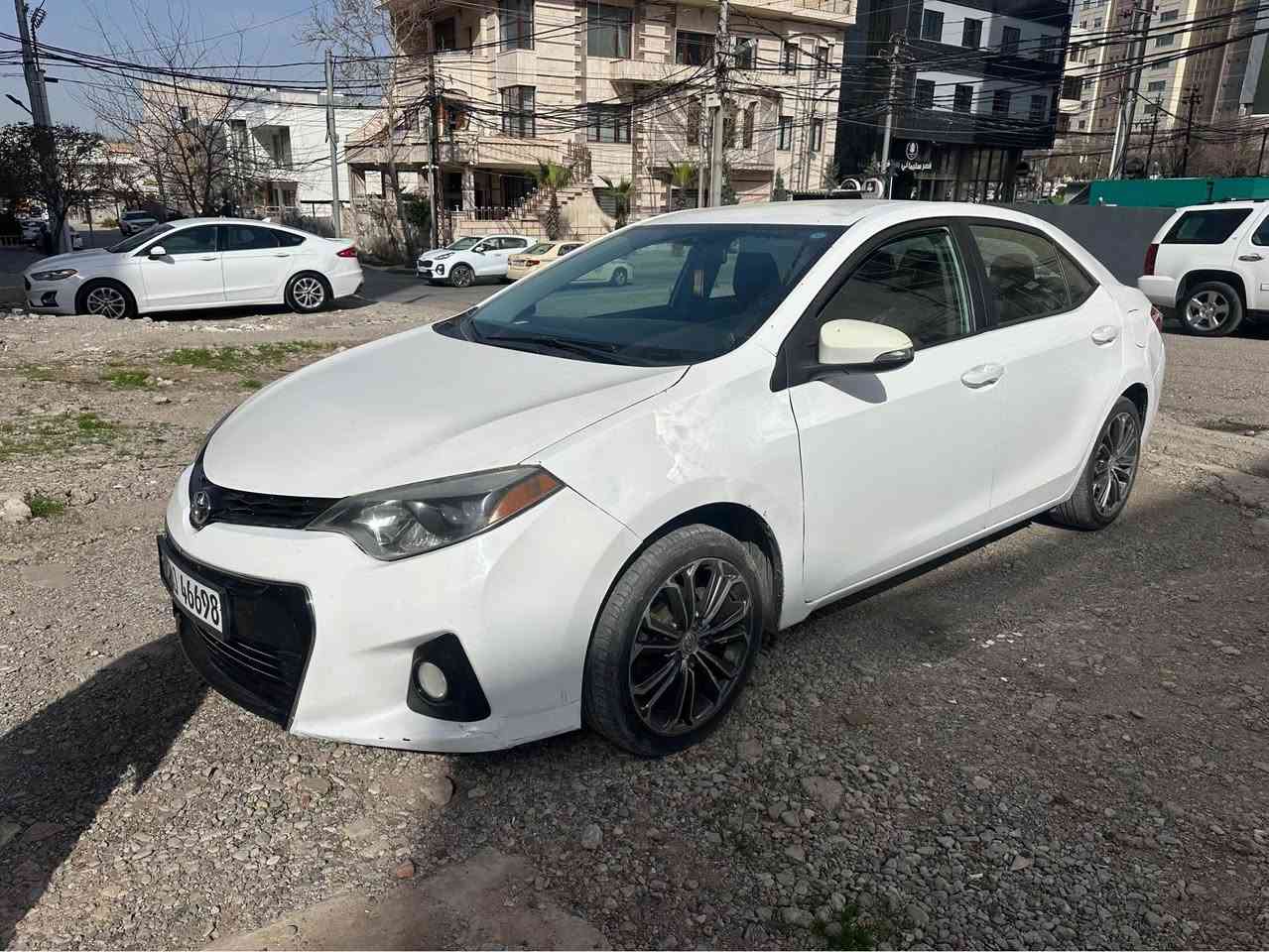 ٢٠١٦ سپی سپۆڕت 
بادڵشەفت و دوگمەی سپۆڕت بیلاد 
١٢٠ هەزار ڕۆشتوە 
سەنەوی تا ٦/٢٠٢٨ تازەیە 
دووچەمەڵەخی دواوە بۆیاخە سنوق گۆڕاوە بە بیلاد 
ناوی گرتوە
پەڵەیەک کارتیشی هەیە پێشی کەپسە 
گێڕ و مەکینە نەکراوەتەوە و کارەبای و تەقەوڕەقە بە شەرت 
***********

*********** السليمانية, العراق
