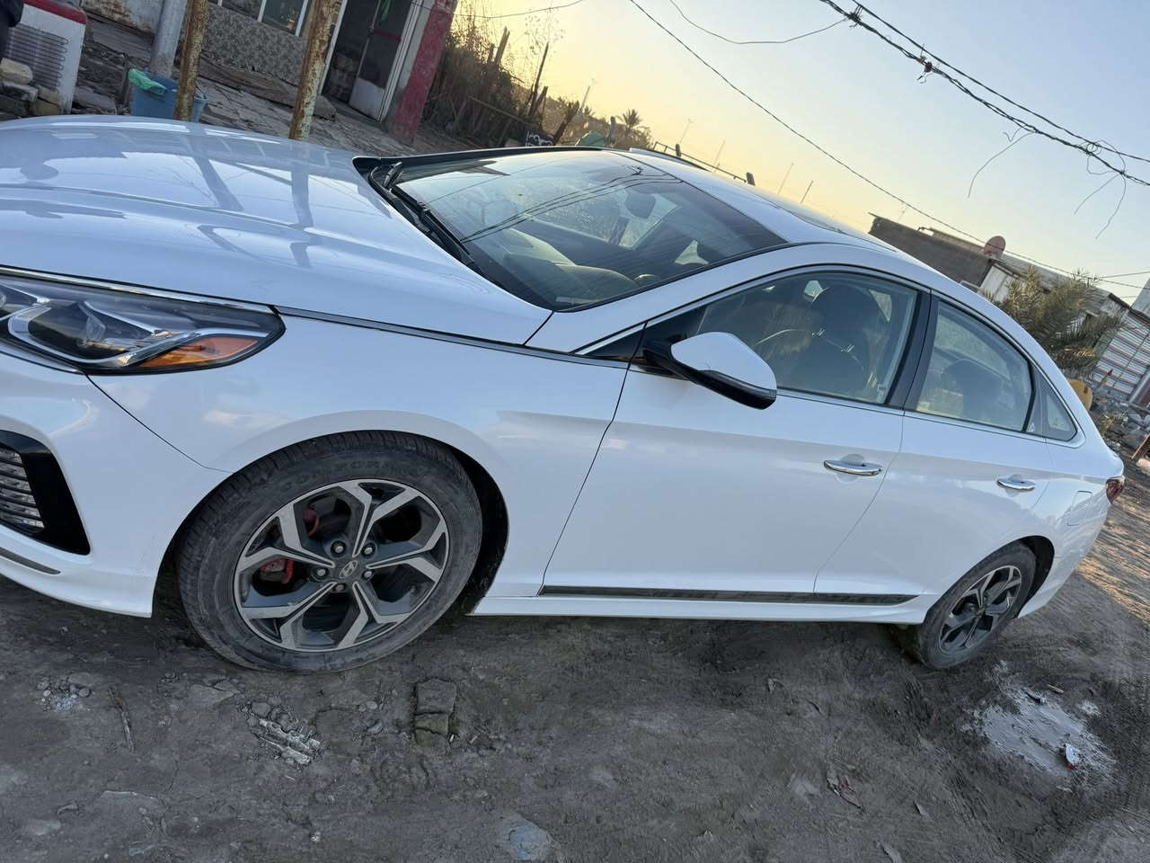 سوناتا موديل ٢٠١٨ رقم بغداد إنكليزي  بأسمي وارد أمريكي فول مواصفات لمتد ١/١ مكينه ٢٤٠٠ Gdi فقط جاملغ امامي بامريكا والباقي كفالة عامه علماً مواصفات فول الفول السعر ١٥٥ للاستفسار ***********
