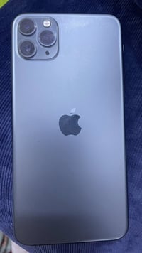 آيفون ١١ برو ماكس • ٦٤ • شاشة مكسورة