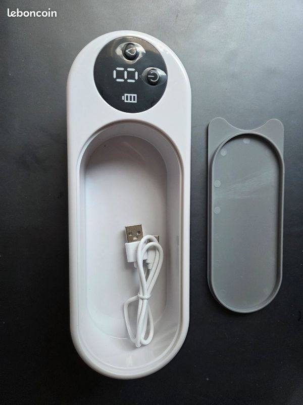 جهاز جديد عندي ما مستعمل مال تصفية ساعات و نظارات و ذهب تنظيف من الشوائب السعر كلش قليل ب ٢٠ و توصيل مجاني داخل الناصريه ***********
