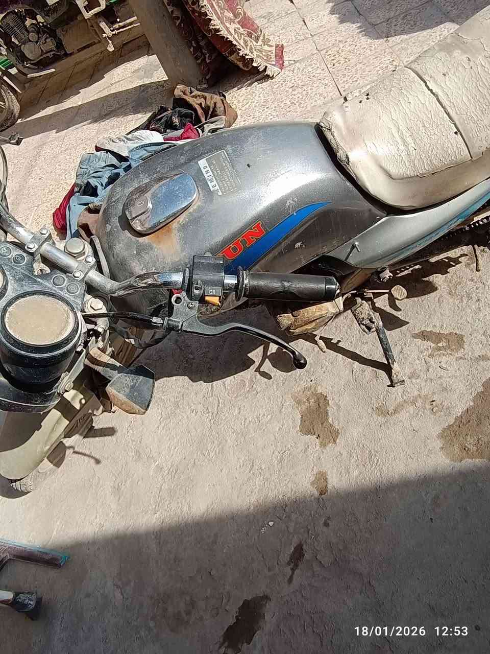 دايون عضم موديل 18 اوراق استنساخ الدراجه نكره سلف وين متريد اطلع بيها سعره 500 وبيه مجال ***********
