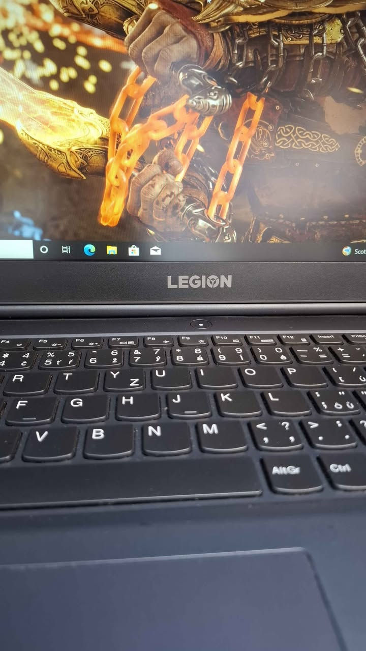 Lenovo Legion 5 
لاپتۆپی گەیمنگ لە بڕاندی لینۆڤۆ 
بۆ کاری گەیمینگ و کاری قورس هەندەسی دیزاین مۆنتاژ شتێکی زۆر پاک خاوێنە مستعملی ئەورووپین 
گەیاندنیش بەردەستە 🚕 
Rayzen 5 5600H
Ram 16 GB DDR4 
Ssd 512 GB Nvme 
RX 6600M 8 GB 
Display 15.6 120 Hz 

كمبيوتر محمول للألعاب، مناسب للألعاب والهندسة، ويعمل بكفاءة عالية و توصيل موجود 🚕 أربيل, العراق


**إذا كنت صاحب هذا الإعلان وتريد حذفه لأي سبب، رجاءا أرسل رسالة إلى الدعم الفني**