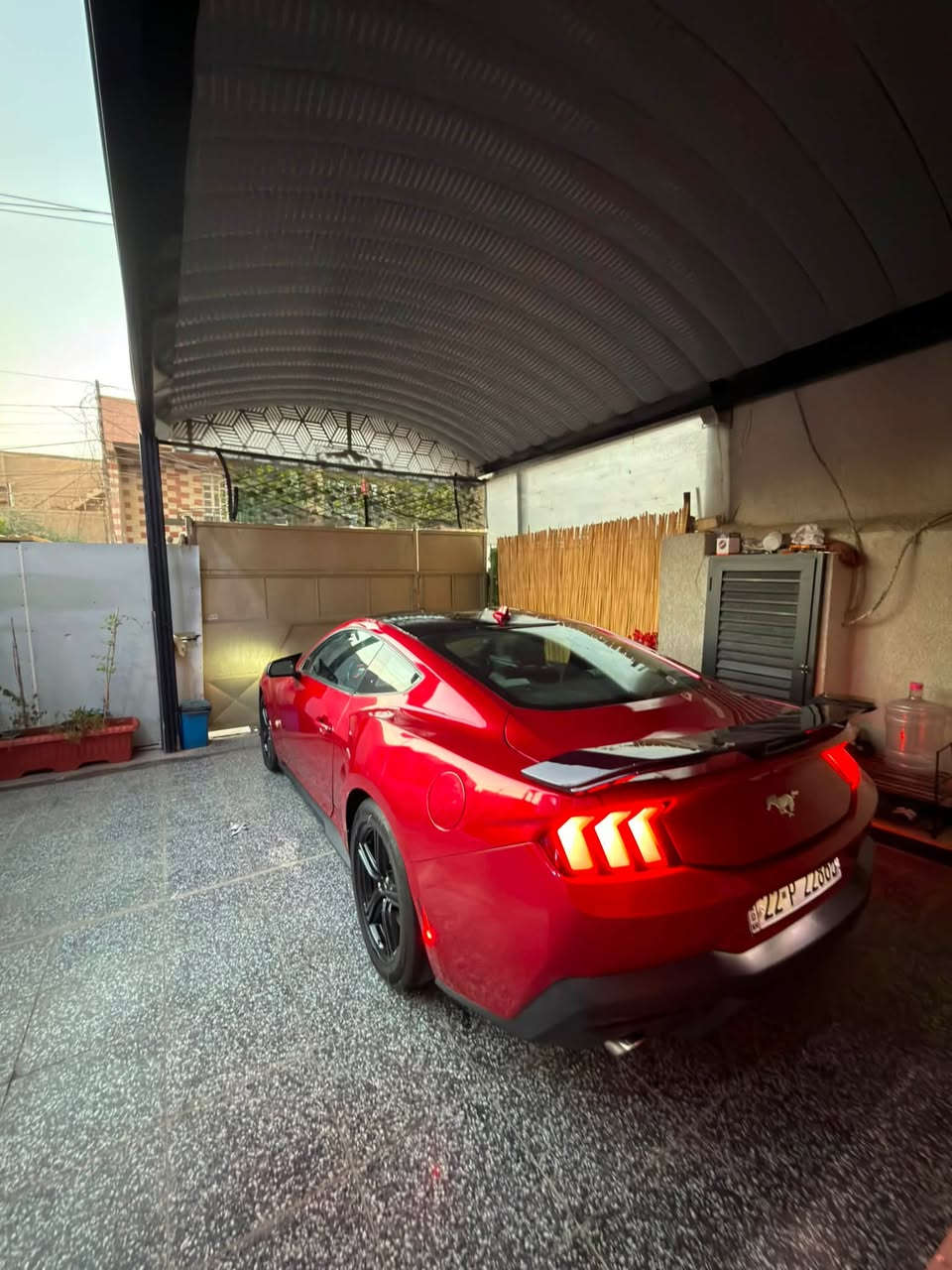 للبيع او للمراوس موستنگ ايكو بوست بريميوم محرك T2.3موديل2024
السيارة فئة  بريميوم يعني فول مواصفات للاخير مثل تشغيل عن بعد شاشة متصل رادار امامي خلفي كشنات تدفئة تبريد وكهرباء ستيرن تدفئة شاحن واير ليس  اوتو هولد و 4 وضعيات قيادة بعد بيها هواي مواصفات
تفاصيلها: السيارة دخول جديد مرقم اربيل ماشية 20mil حادثها جاملغ وبنيد تبديل بدون ايرباك لا درگة ولا دشبول وبيها صبغ بجاملغ خلفي 
 السعر: 226$ وبيها مجال
مكان السيارة بغداد 
الرقم:***********
