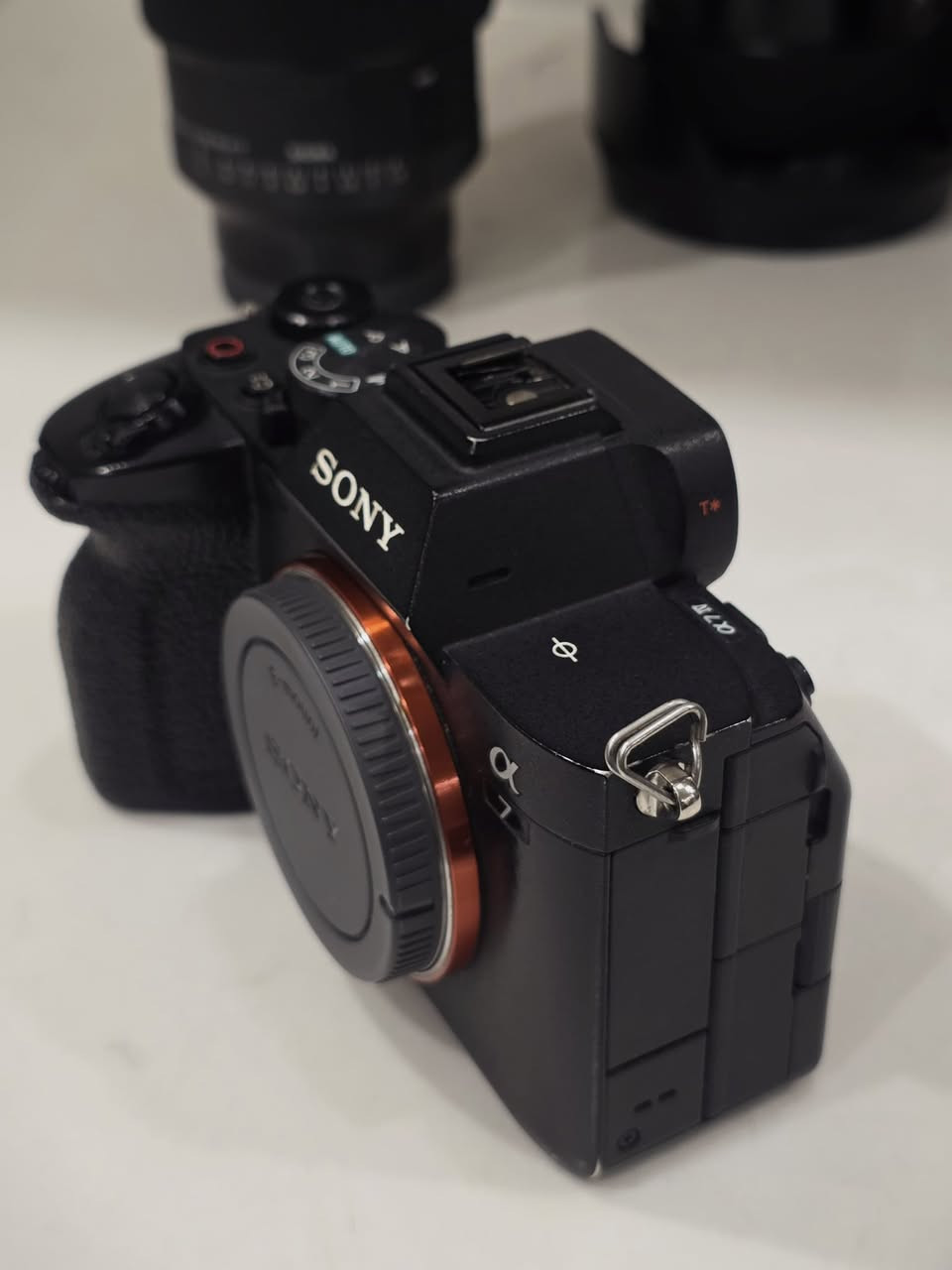 سوني A7iv نظيفة بدون ضربات او شخوط شتر عالي + عدسة 24-70 2.8 سكما ارت نظيفة جدا للبيع


**إذا كنت صاحب هذا الإعلان وتريد حذفه لأي سبب، رجاءا أرسل رسالة إلى الدعم الفني**