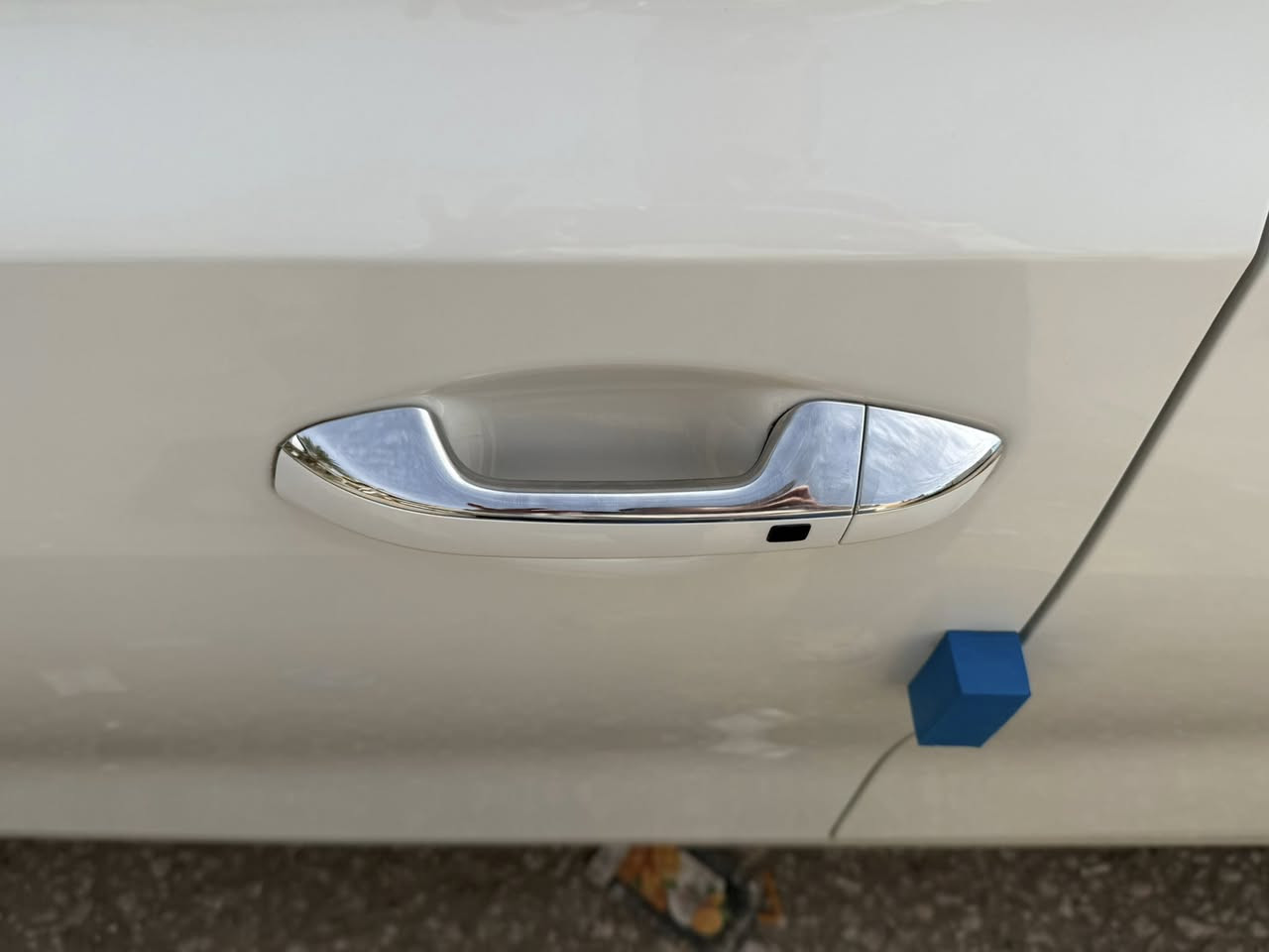 توكلنا على الله 🤲
الســلام عليــكم 
ـ K3 رقم شمالي  2022 انـگليزي
فول مواصفات 
ـ أمتـياز الصـين ـ كفــالة عامــة
ـ محـرك DOH دبل نـوزل ـ1500تيـربو 
ـ إشـارة ترحـيب ـ بصمة تشغيـل وابـواب ـ إشـارة مـري جانبيـة ـ الـمري شـفط ‎ـ كاميـرا متحركـة مع تحـكم بالكاميـرا
ـ شـاشة كـبيرة ـ شـاشـة تبريـد منفصلة
ـ عـداد سرعـة ديـجـتل ـ ايـربـاك 6 
ـ مقـاعد جـلد ـ فتـحة سقف سلايـت
ـ لايـت 3 عدسـات ـ حـاجـب led 
ـ بـك لايـت متـصل led 
ـ تحـكم  ستيرن فـول جـهتين 
ـ سـايد بـريك كـهـربائي ذكـي‎
ـ نظـام ـ اوتـو ـ هولـد ـ مـانع انـزلاق 
ـ نظـام قيـادة مـتعدد 4
 ـ سبـورت ـ ايكو ـ كـومفرت ـ سمـارت
ـ گـير طـيارة شـاشـة ــ إنـارة led
ـ ويـل كب كروم 16 ـ حساس4 ABS
ـ حساس TPMS ضغـط الاطـارات 
ـ مـنافذ شـحن Wireless عدد 3
ـ عـداد الـكيلـو مـتر 22
مكاني النجف الأشرف  
الاستفسار ***********
