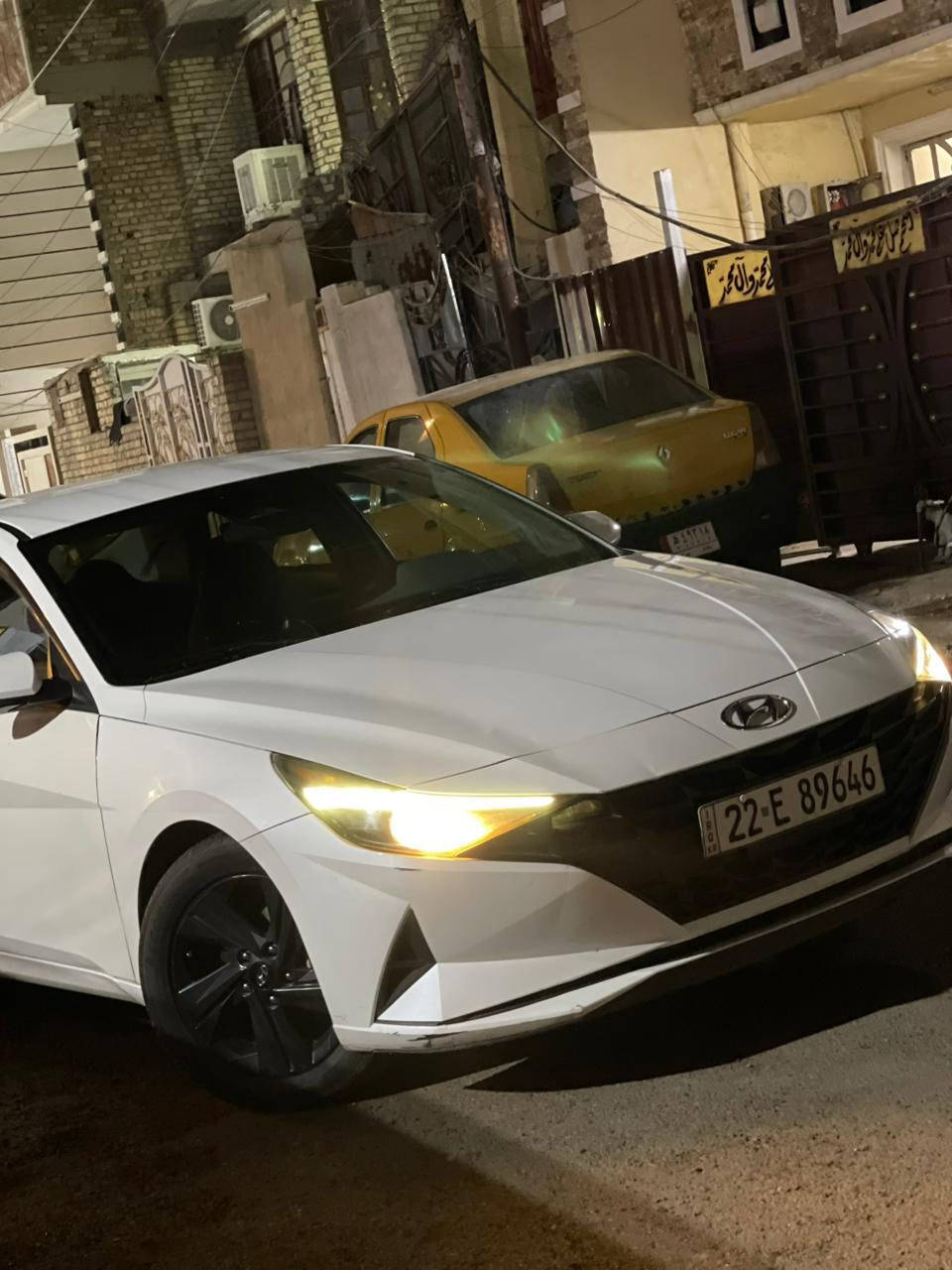 سلام عليكم النترا موديل 21

مواصفات 

بصمه 

تشغيل عن بعد 

رادارات 

نقطه عمياء 

مود درايڤ 

شاشه اعطال 

تبريد مناخ منفصل 
 

السياره خير من الله 
 

بدون دواخل بدون ايرباك 

كفاله كير ومكينه وبجم وجنطه كبس شركه

مابيها نقص برغي  

ماشيه 88 

السعر 149 وبيها مجال بسيط 

بسمي عربي تحويل ثاني يوم شرط التحويل

مكان السياره بغداد الغزالية للاستفسار 
***********
