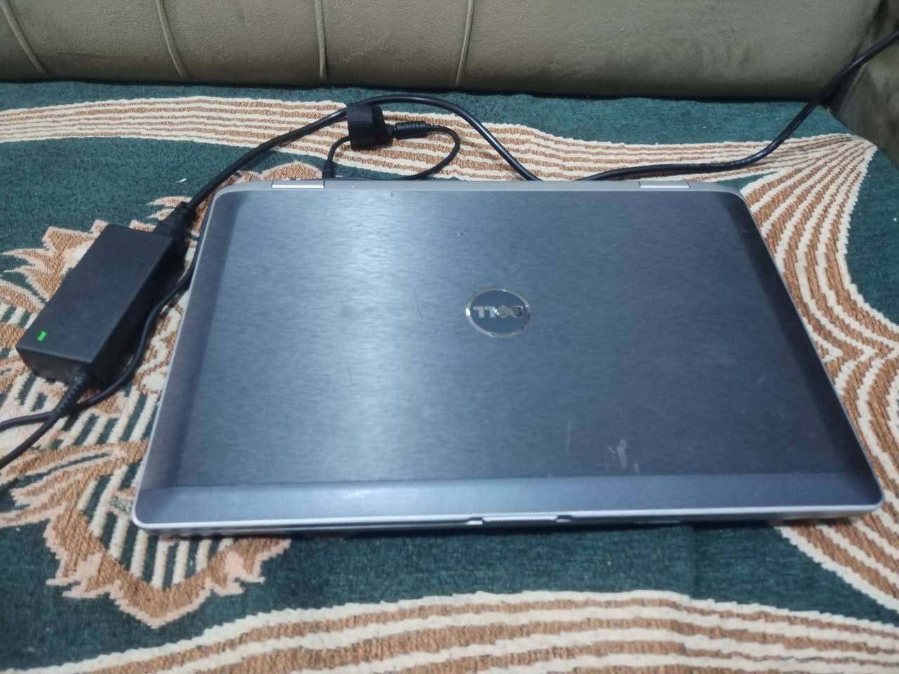 السلام عليكم للبيع حاسبة نوع Dell كلش نضيفة استعمال قليل غراضهة جاهزة شاحنة أصلية ماوس جنطة مواصفاته راسلني ادزلكياهن مكاني حلة السعر 125 للاستفسار ***********
