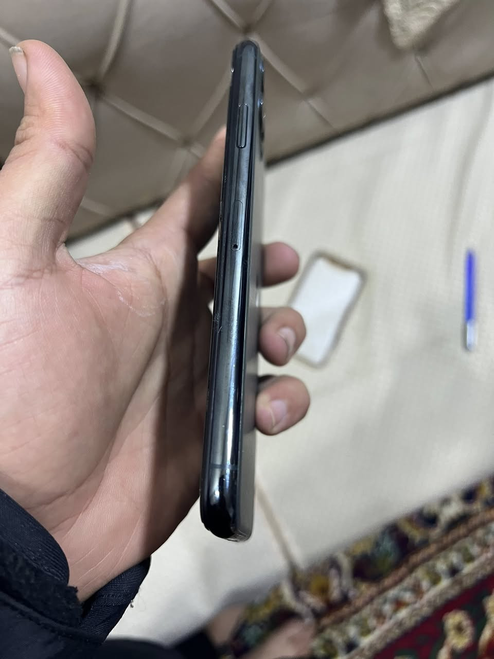 ايفون 11 برو ماكس مبدل شاشه فقط ذاكره 256 بطاريه 77 نموذج m  وبي سماعة الاتصال ناصيه متنسمع اله تفتح سبيكر مكاني بغداد التاجيات السعر النهائي 225 قفل نضافة الجهاز 100‎%‎ جداً نضيف ***********
