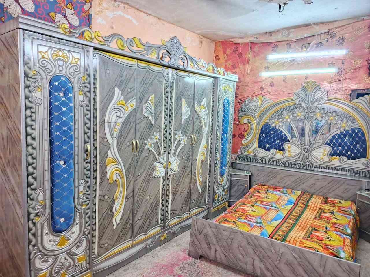 غرفه اخشاب ست ابواب للبيع ***********السعر 650صاج خشب عراقي الزاويه كنتوريه موديل حديث العنوان بغداد وكو توصيل متواجد وتساب
