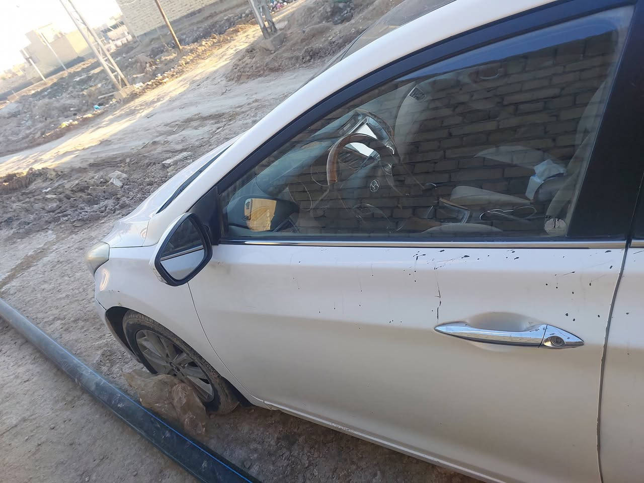 سلام عليكم اخوان انتره للبيع خليجيه  والى اكو مراوس اراوس العنده جارجر ٢٠١٢ وعلى اكو ٢٠١١هم اراوسامكينه ١٠٠٨ السياره ٢٠١٥ اثر بش فقط بيها السياره بسمي *********** الاتصال عله الرقم
