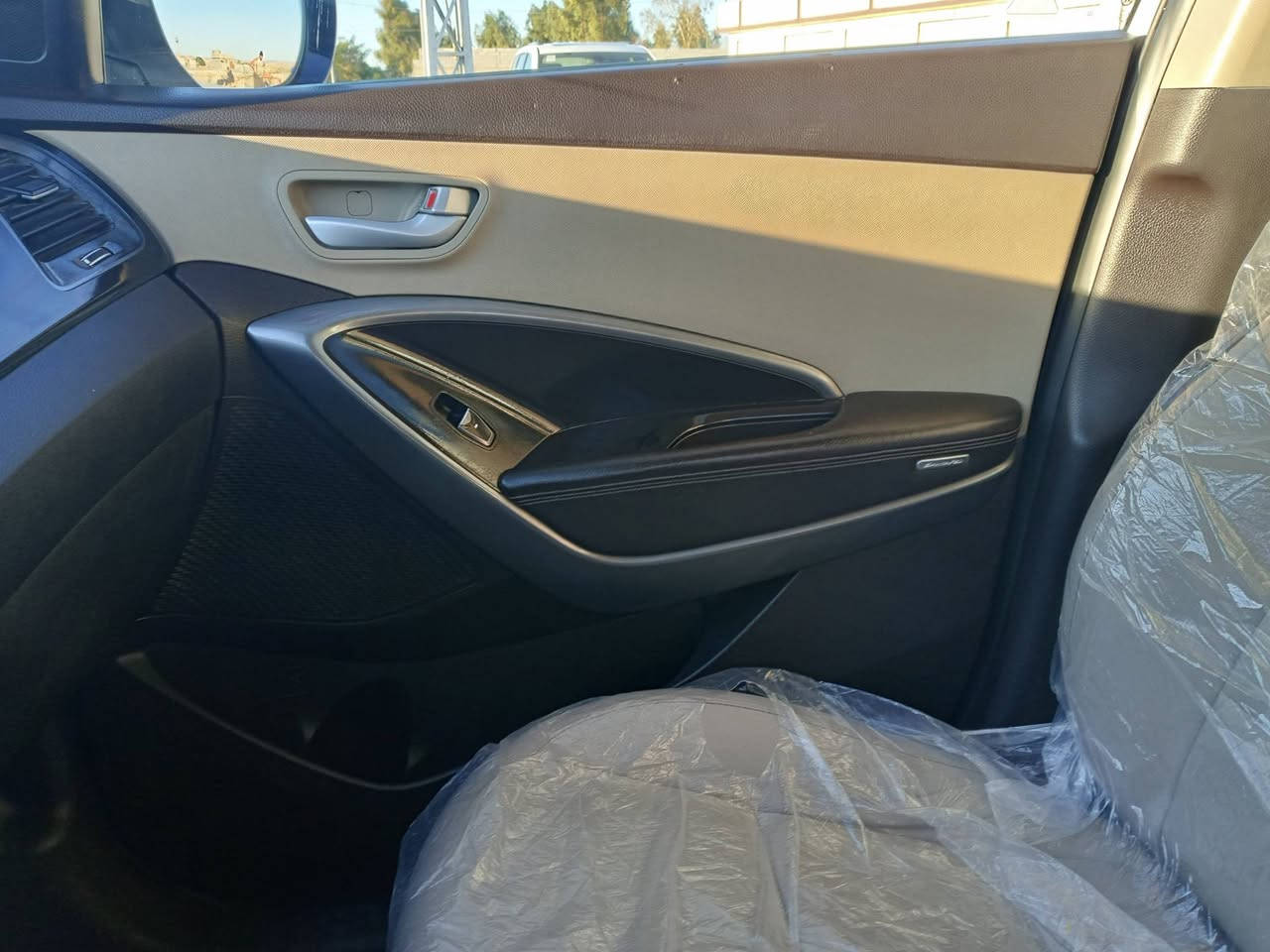 سنتافي محرك 6فول مواصفات م 2013للبيع والمراوس حسب قناعه سعر 170 رقم هاتف ***********
