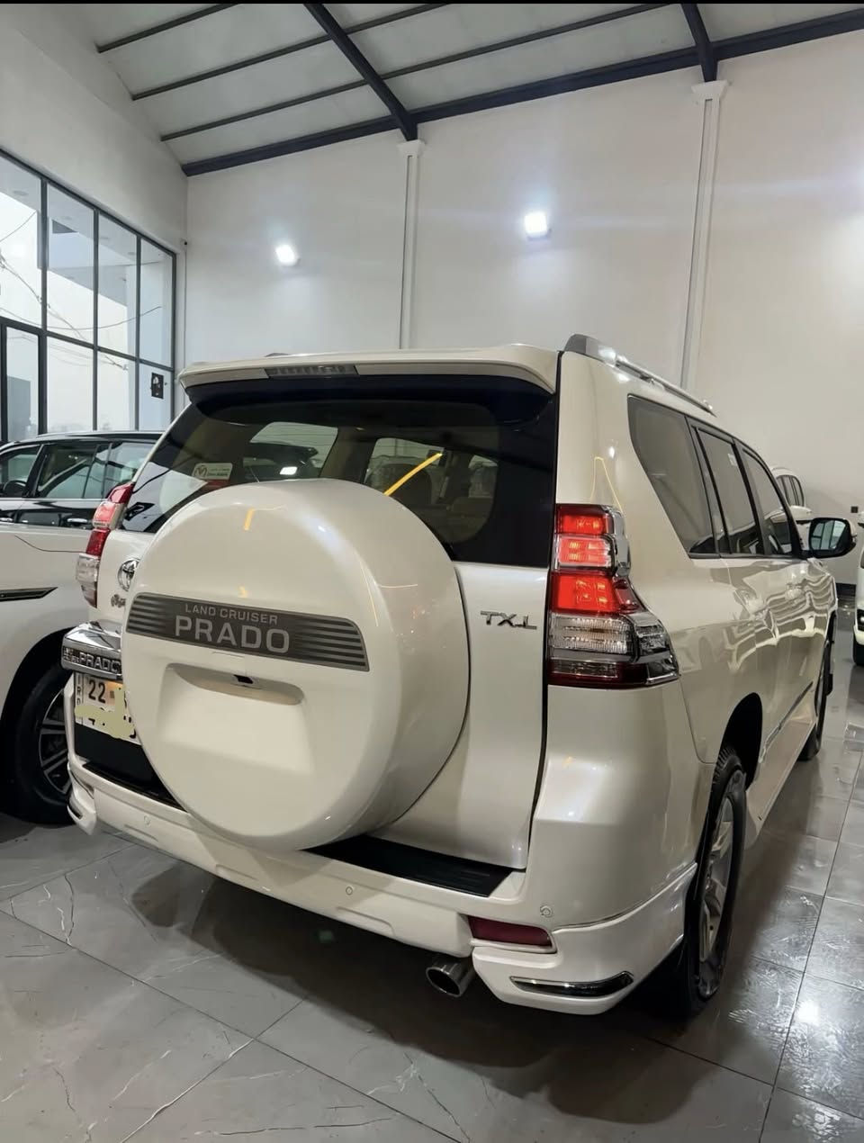 برادو٢٠١٦
مواسەفات TXL 

١٢٢٠٠٠کم 

٦سلندر 

شریکە جیهان

بدون سبوخ 

بدون تەعدیل

سعر ٣٧٠ مەجال
رقەم تلیفون ***********
