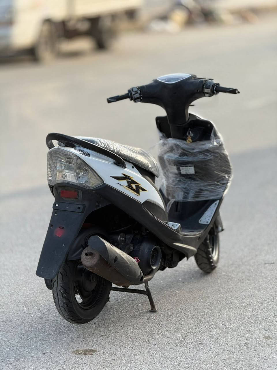 السلام عليكم... مكلف بالنشر
ماكس عدله بلادية 🏍️ كله شغال سلف وهندر وكهربائيات واوراق كامله كل نقص ما بيهه جيب فيتر وتعال فحص السعر*(650) العنوان مدينة الصدر قرب سوق عريبة الإتصال على صاحب دراجة ***********
