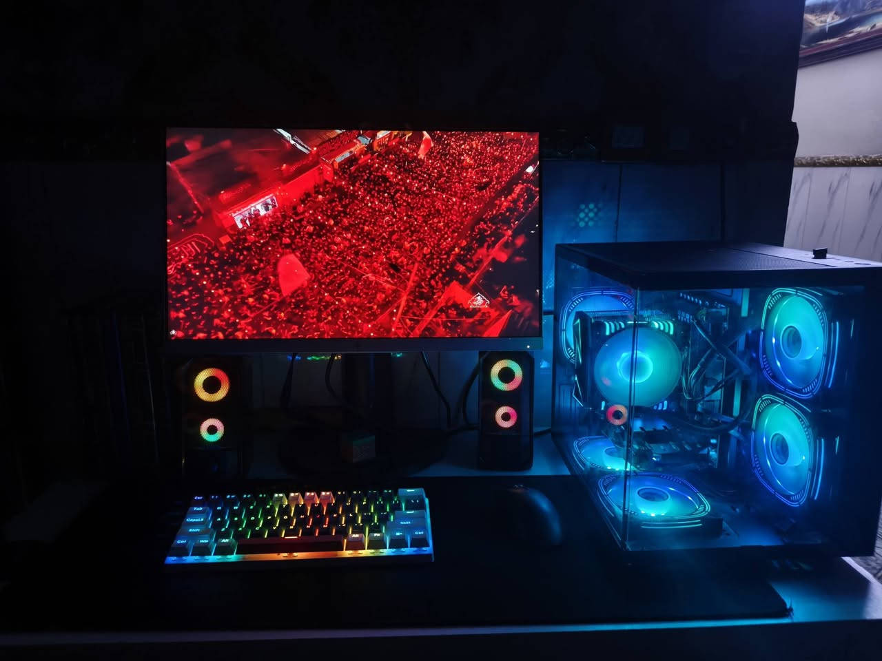 سلام عليكم اصدقائي
كيس و شاشة بسعر ٤٠٠
مواصفات الكيس
......
زيون v4 رام ddr4 16 
كارت شاشا rx580 
بور ٥٥٠ 
كيس جام
6 فانات
.......
مواصفات الشاشة hp
.......
حجم 24
 الدقة FHD
60hz
hp حديث
منفذ HD و display port
......
وباقي الغراض هم للبيع السعر خاص
المكان بغداد شعب 
الرقم للستفسار 
***********
