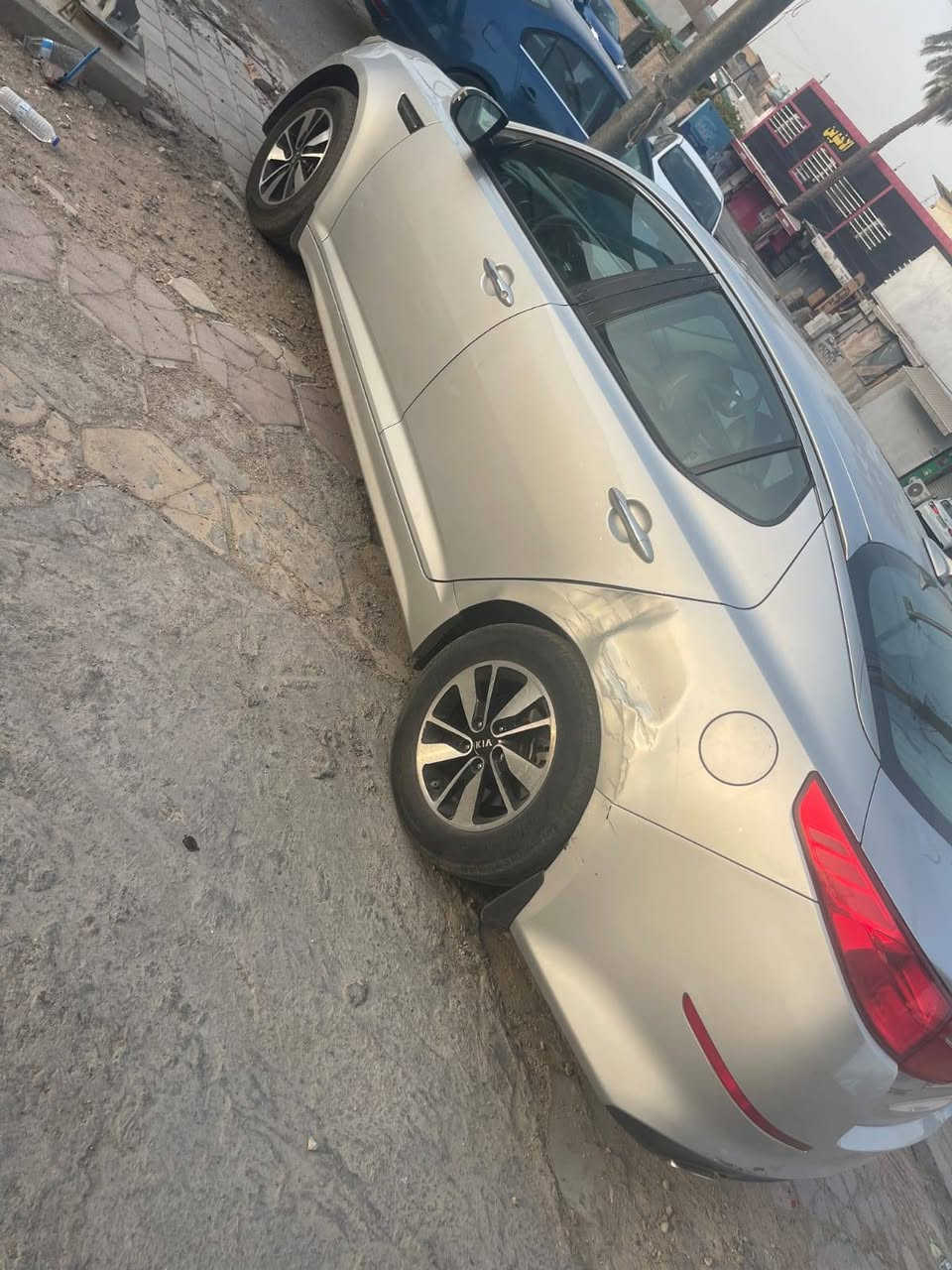السلام عليكم ورحمة الله وبركاته
للبيع اوبتما 2014 
رقم بغداد بسمي تحويل مباشر
محرك 2400 GDI
گير كفالة
تخم تاير
تبريد
لايت زينون
وهي معروفه 2014 سياره خير من الله
السياره ماشيه 137 ميل
سونارها موجود بالصور وكلشي موضح بي
السعر ١٠٥ وبيها مجال
***********
