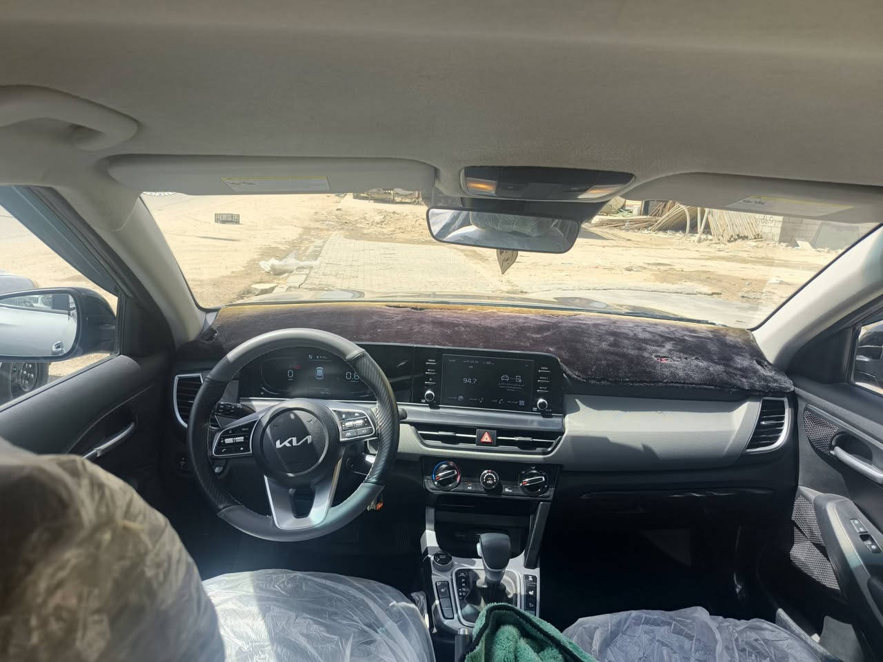 السلام عليكم بيع مستعجل
كيا سيليتوس موديل ٢٠٢٤ وارد امريكي حادثها تخريب بدون ايرباك شخوط موضحة بالسونار محرك ٢٠٠٠ دوش  ماشية ٣٥ الف كيلو تحديد مسار اوتوستوب قيادة ذاتية فور ويل مانع تزحلق كشنات تدفئة مانع تصادم على وضع الشركة كامرة ٣ وضعيات قيادة السعر ١٥٠ ورقة وبيها مجال مكان السيارة النجف *********** او ***********
