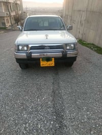 تويوتا هايلكس • ابيض • السليمانية