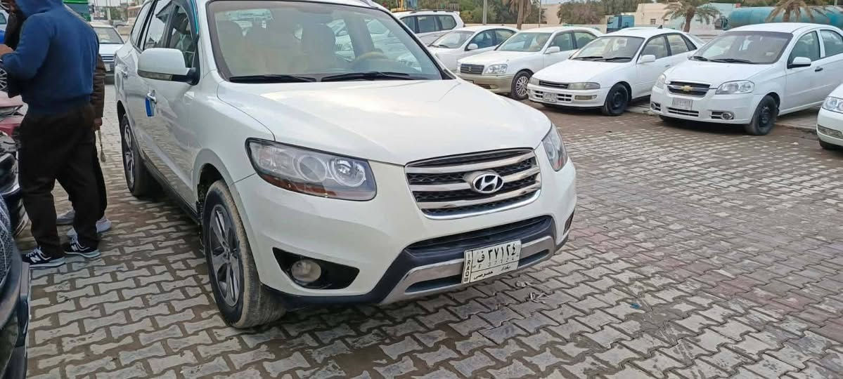 السلام عليكم ورحمة الله وبركاته
سنتافي 12 فول مواصفات بسمي رقم بغداد مكاني نجف سته سلندر بيه شويه صبغ بلباب وجاملغ ولباقي مكفول
#السعر150 
للاستفسار ‏‪0781 311 4334‬‏
